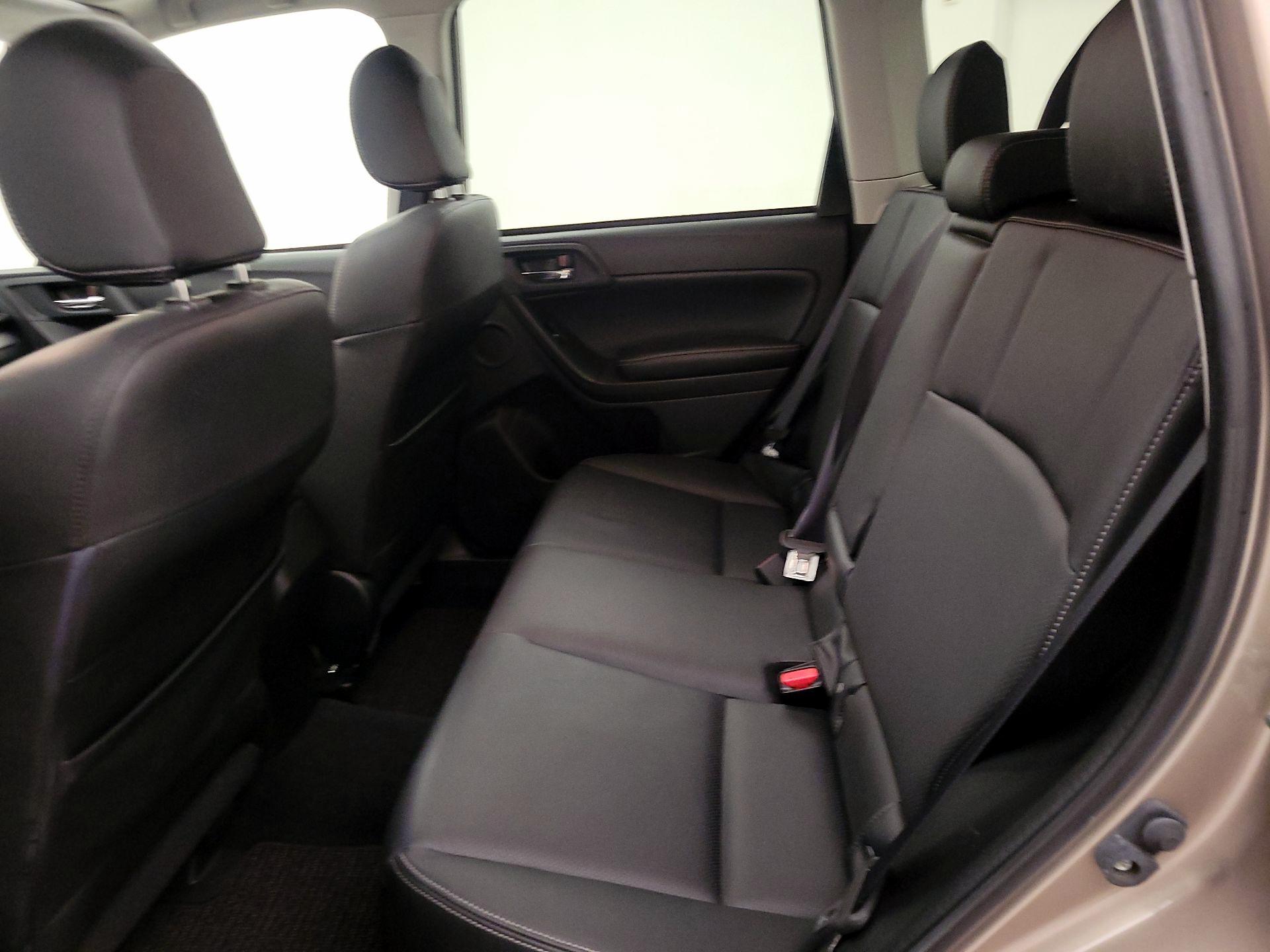 Thumbnail: 2015 Subaru Forester - 17