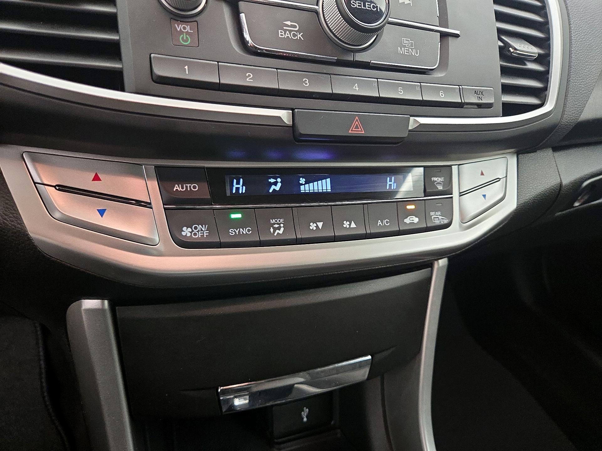 Thumbnail: 2014 Honda Accord - 16