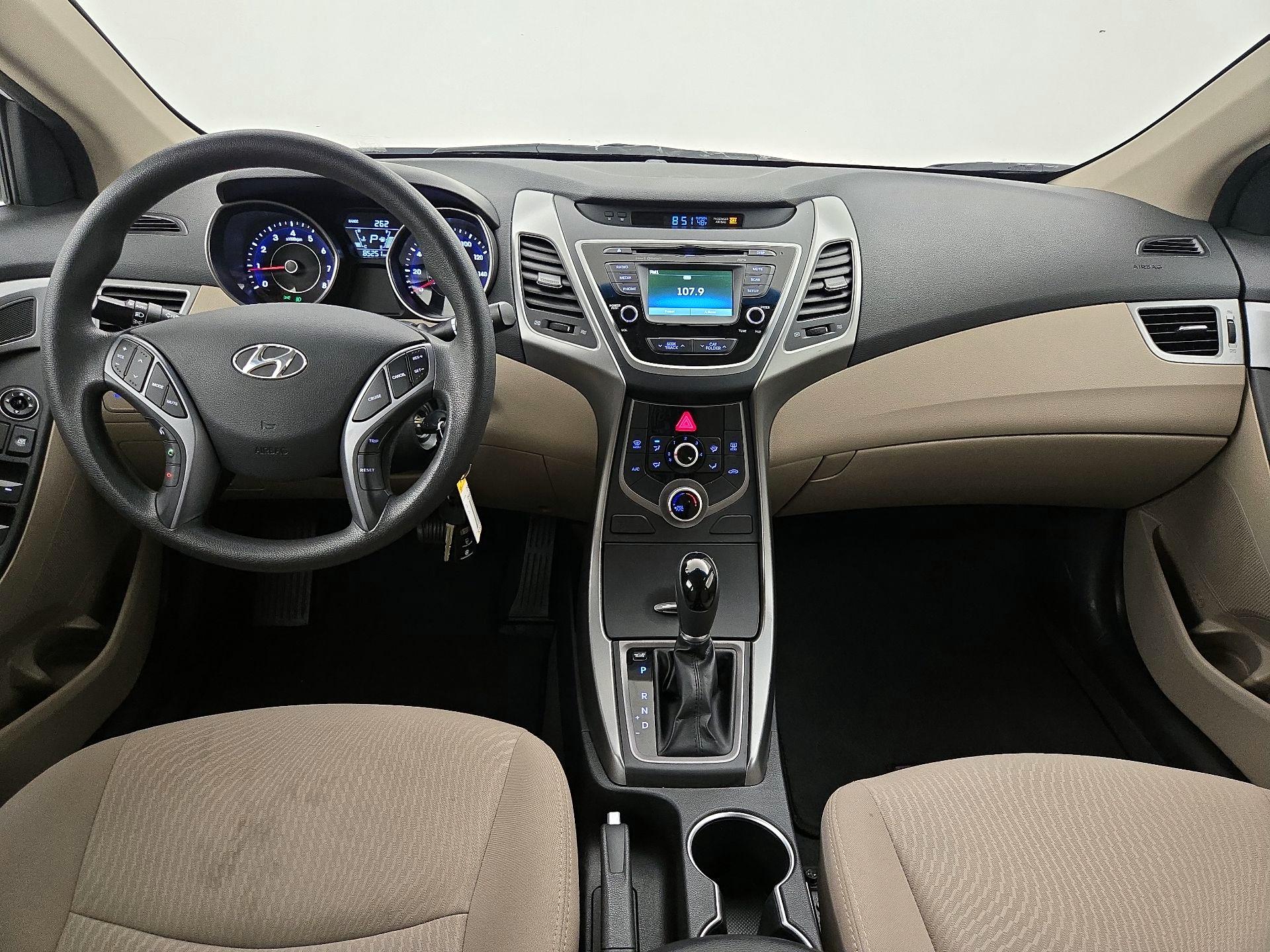 Thumbnail: 2016 Hyundai Elantra - 9