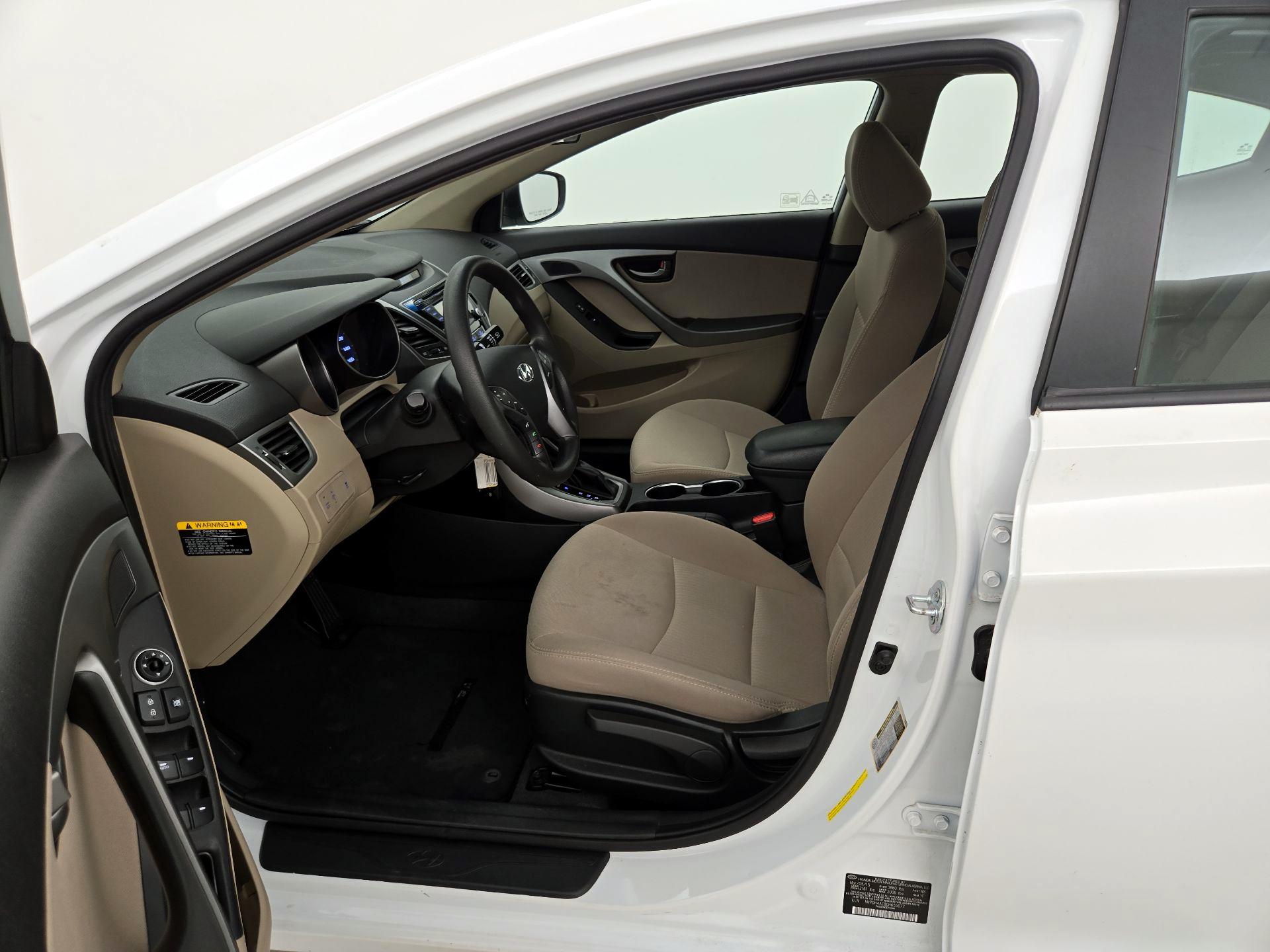 Thumbnail: 2016 Hyundai Elantra - 11