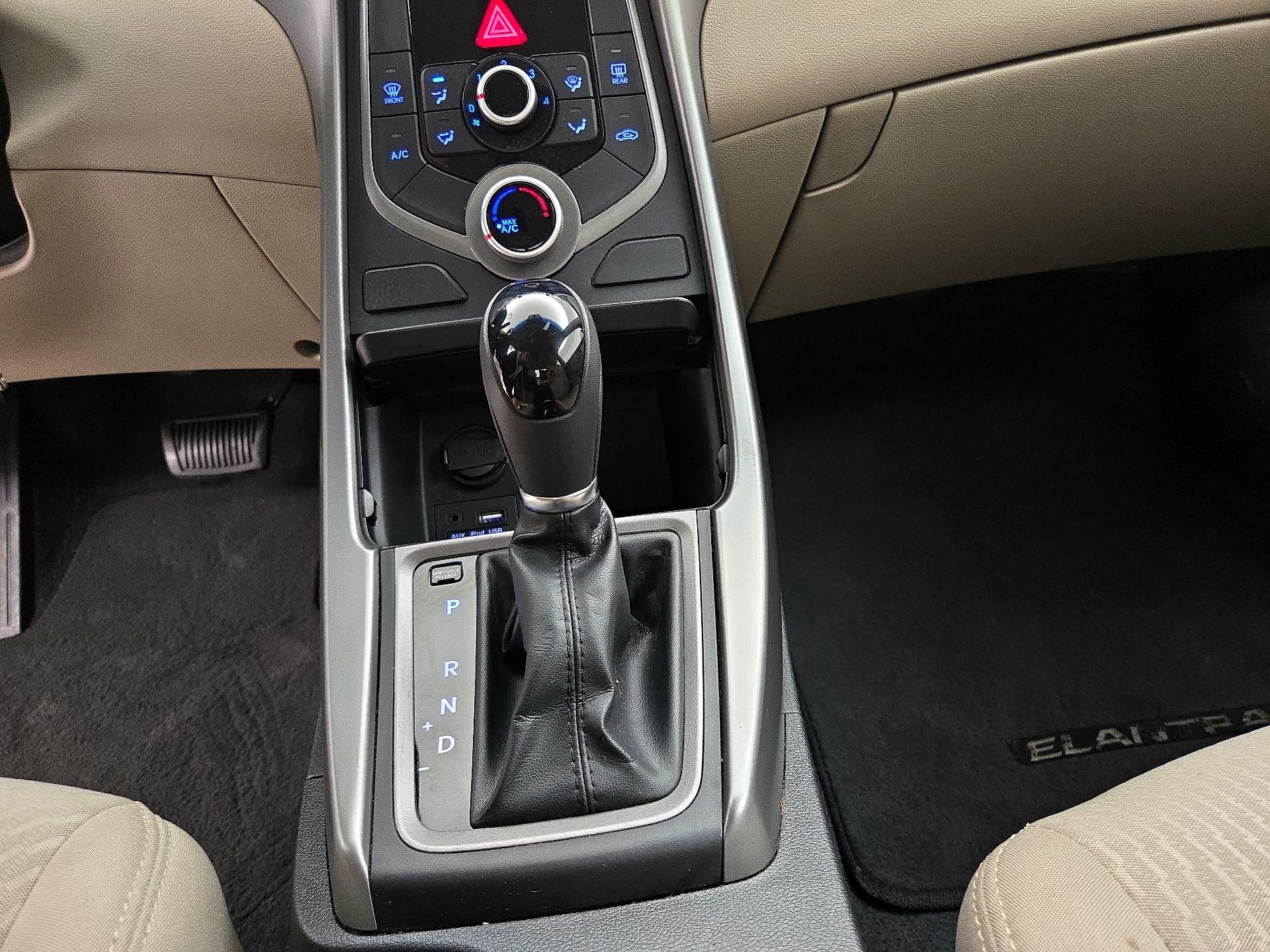 Thumbnail: 2016 Hyundai Elantra - 17