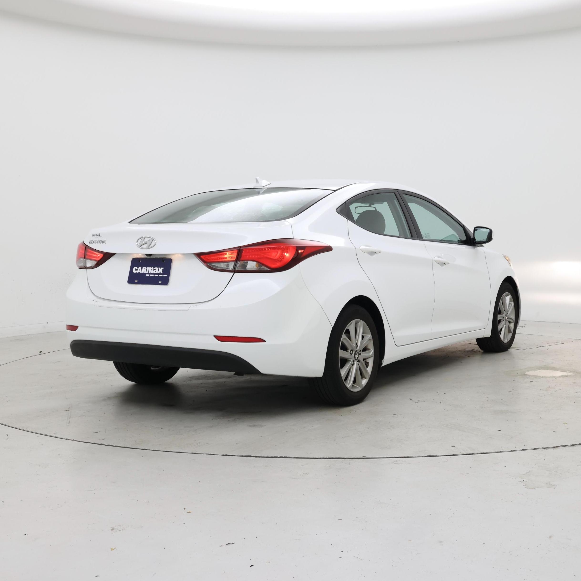 Thumbnail: 2016 Hyundai Elantra - 8