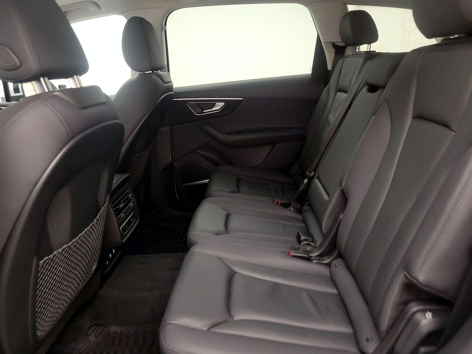 Thumbnail: 2022 Audi Q7 - 19