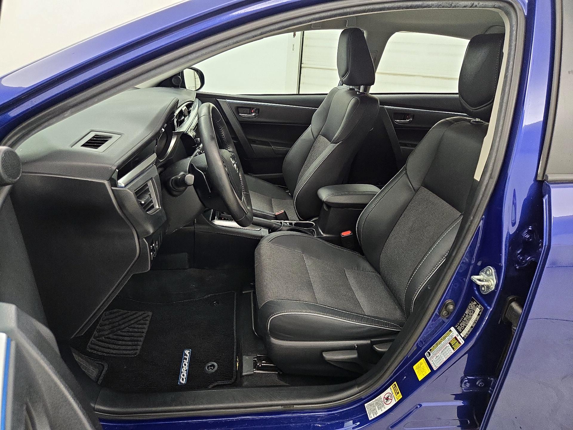 Thumbnail: 2015 Toyota Corolla - 11