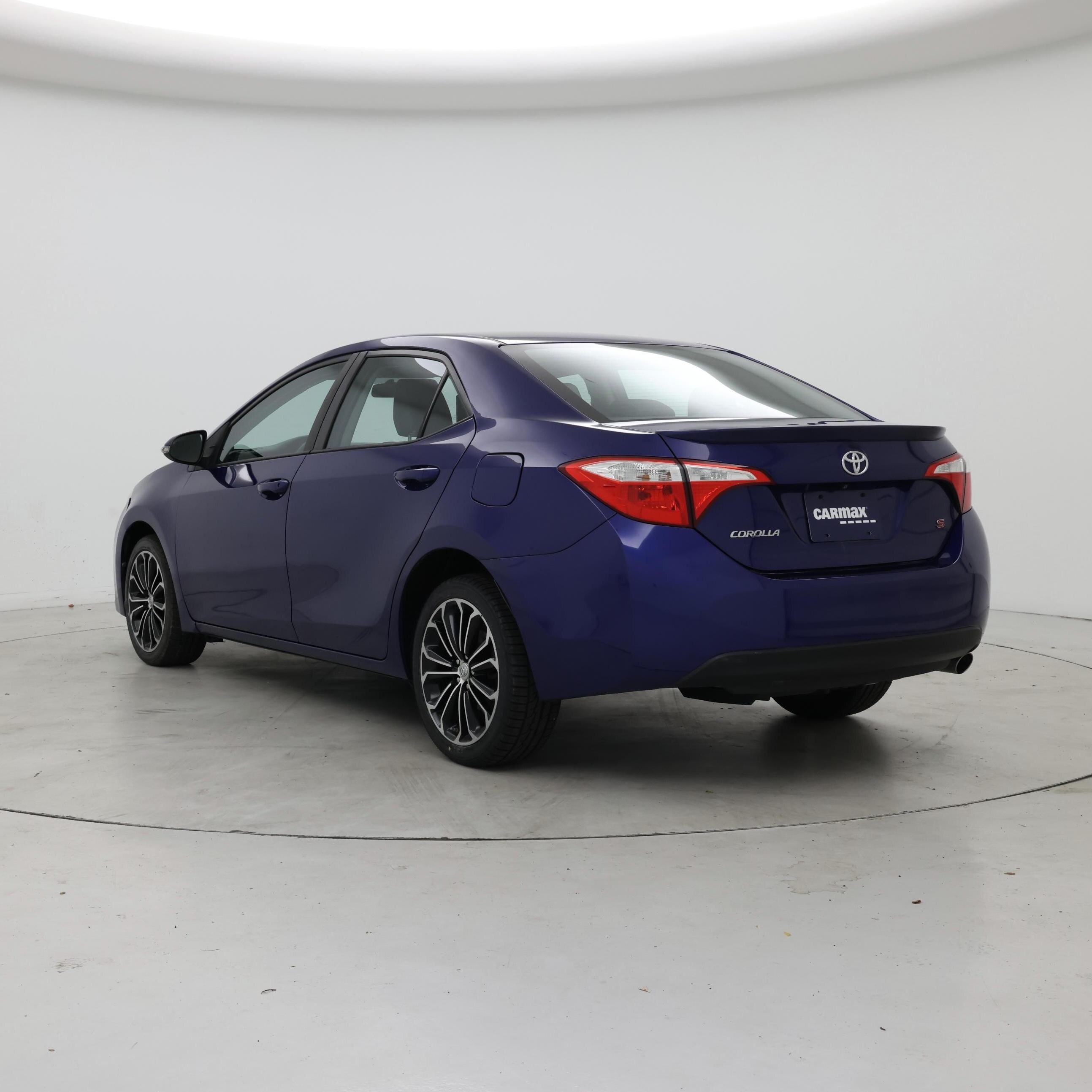 Thumbnail: 2015 Toyota Corolla - 2