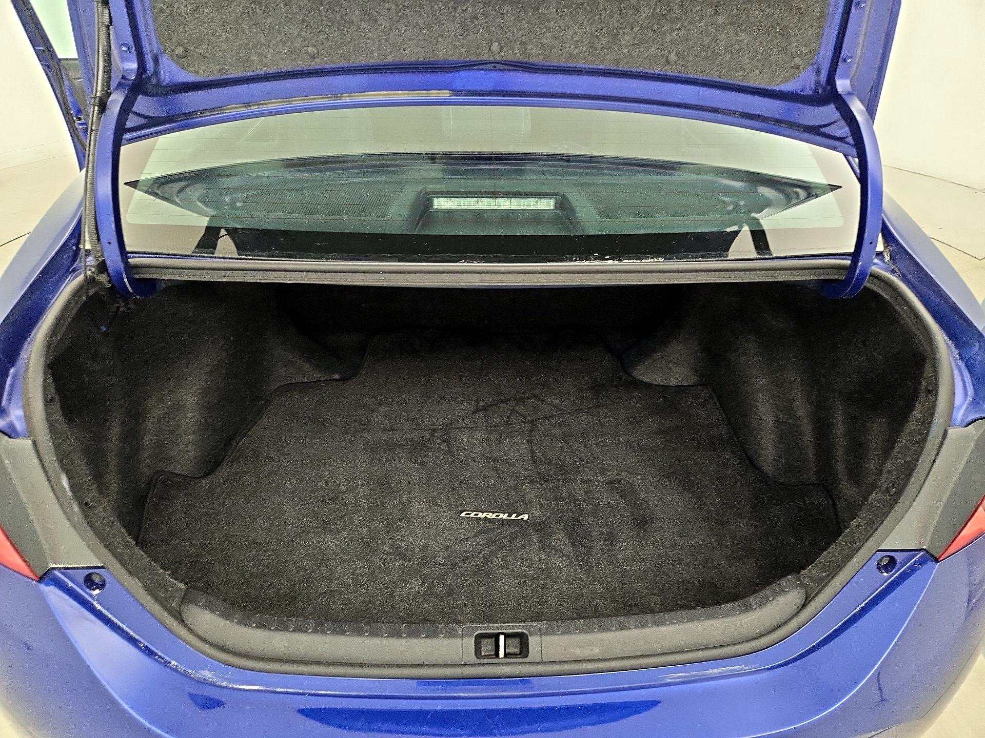 Thumbnail: 2015 Toyota Corolla - 20
