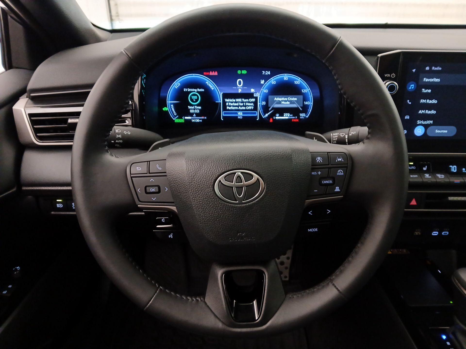 Thumbnail: 2025 Toyota Camry - 10