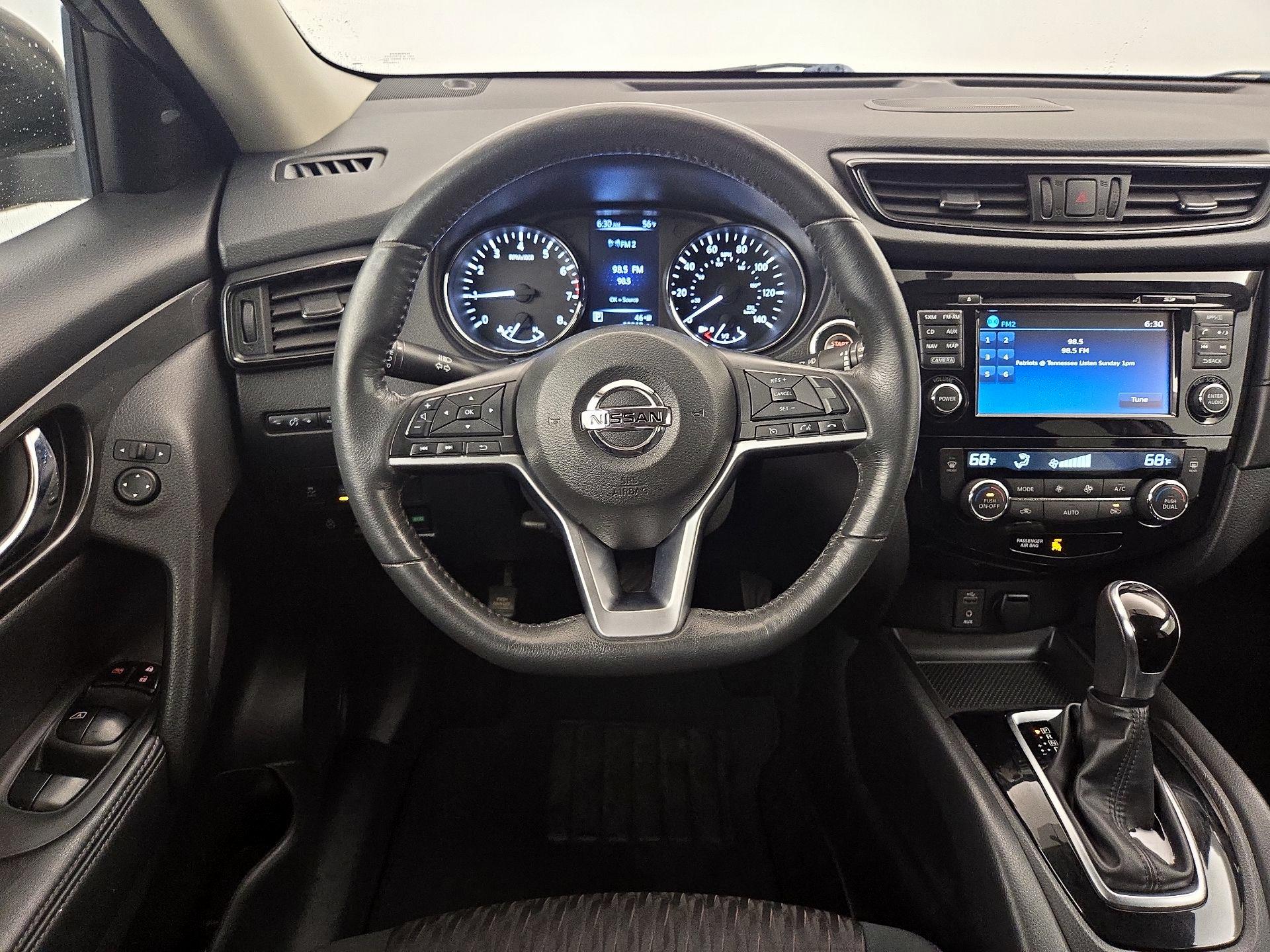 Thumbnail: 2017 Nissan Rogue - 10