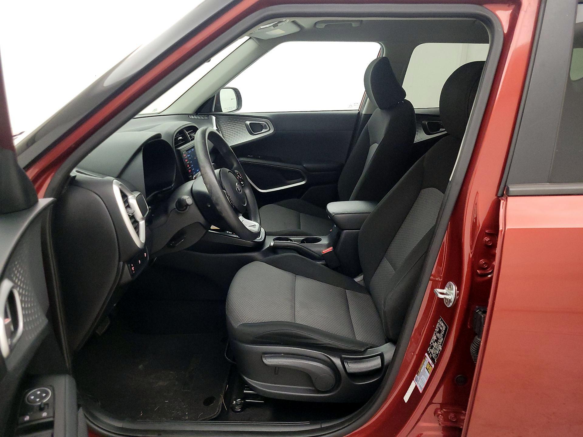 Thumbnail: 2020 Kia Soul - 11