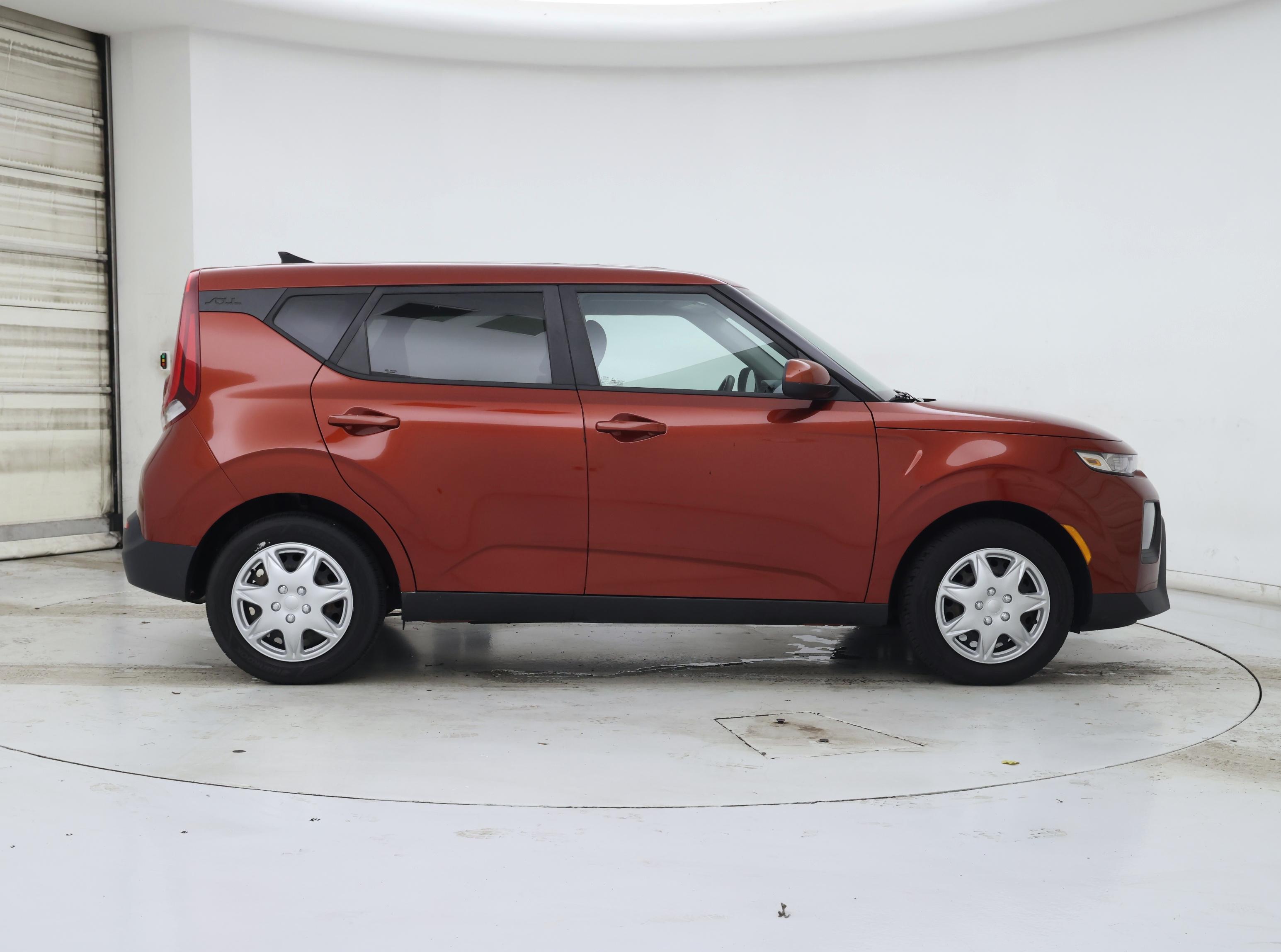 Thumbnail: 2020 Kia Soul - 7