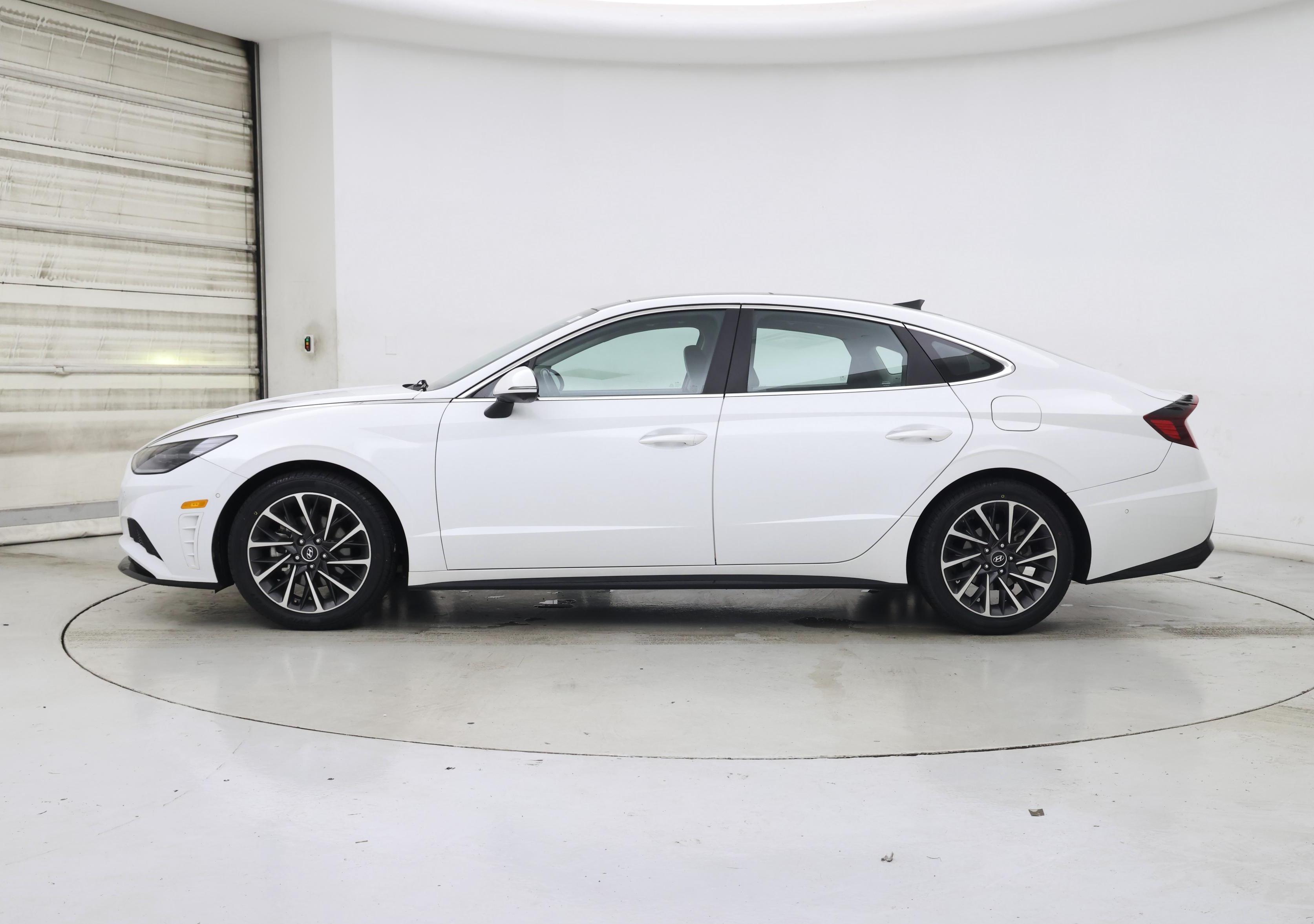 Thumbnail: 2020 Hyundai Sonata - 3