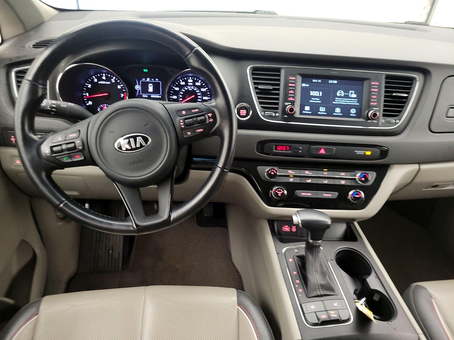 Thumbnail: 2017 Kia Sedona - 10