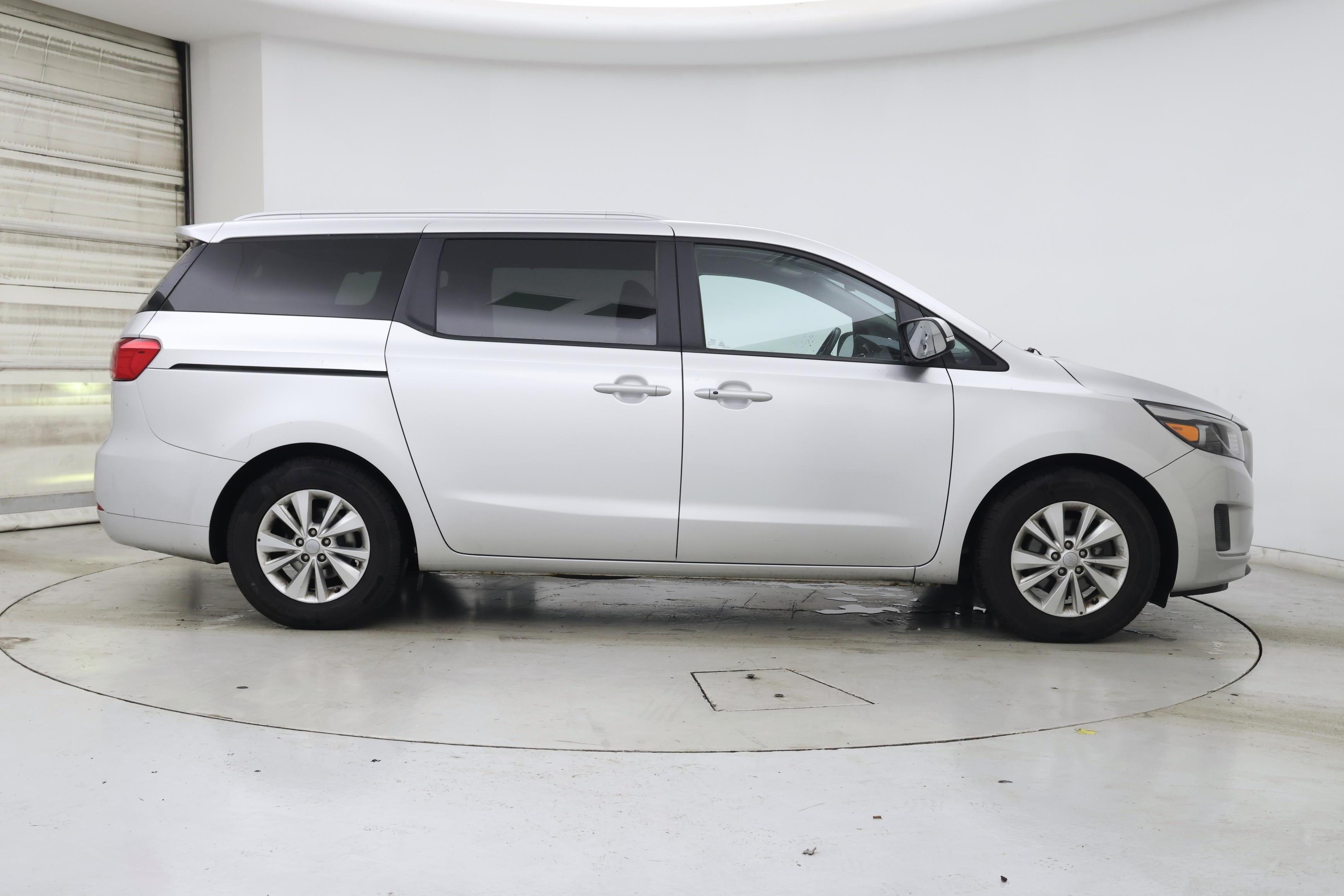 Thumbnail: 2017 Kia Sedona - 7