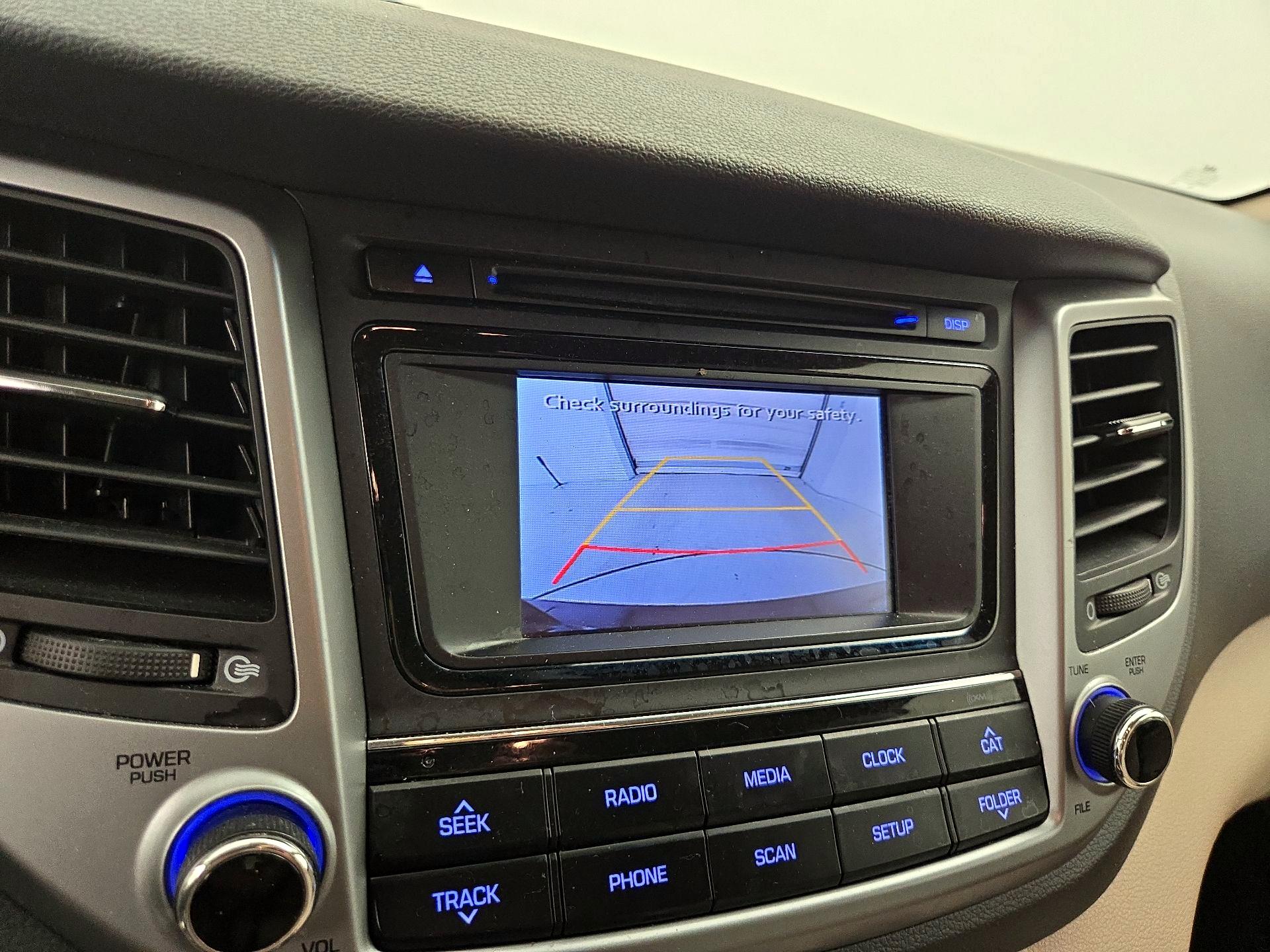 Thumbnail: 2016 Hyundai Tucson - 14