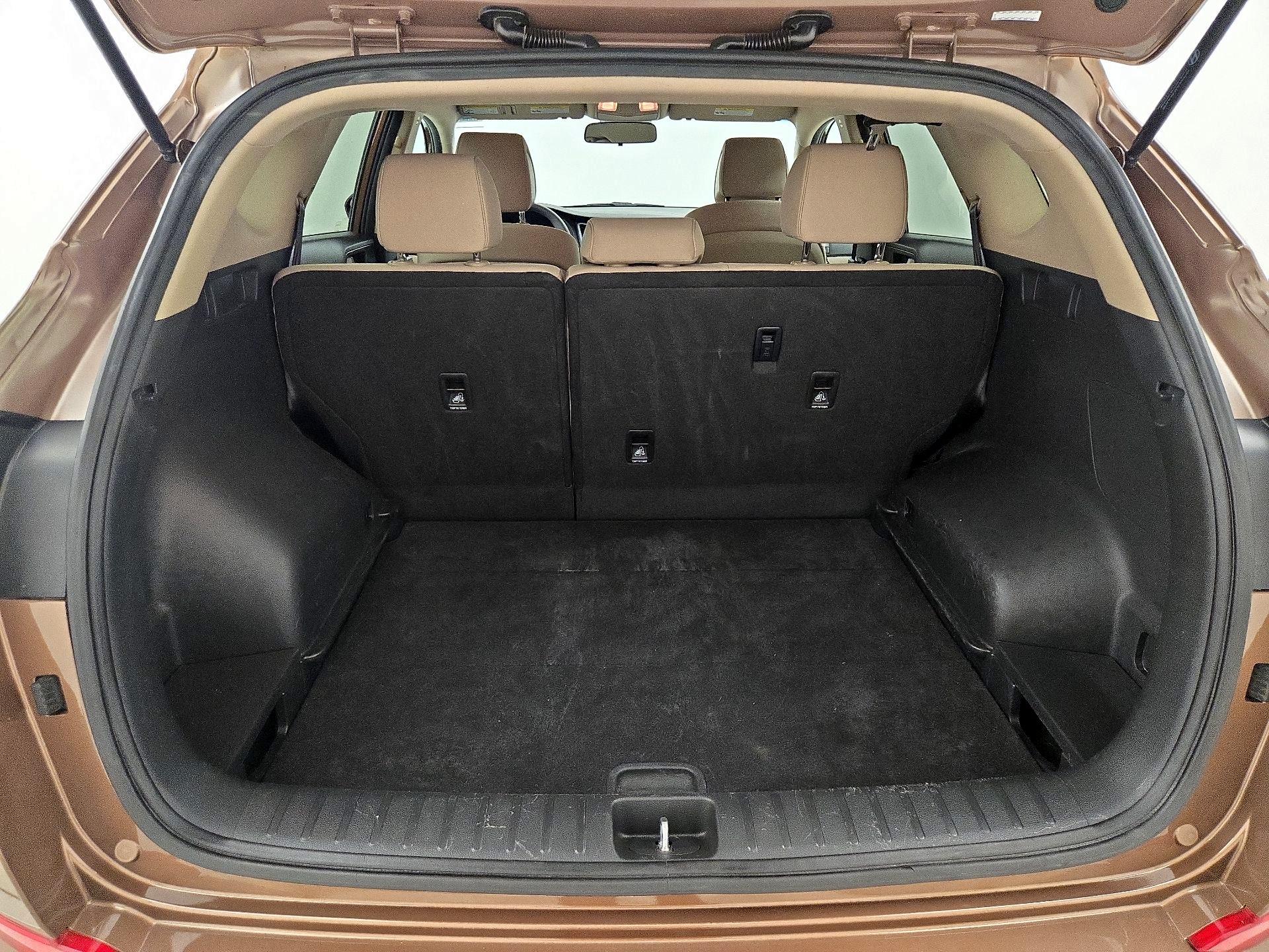 Thumbnail: 2016 Hyundai Tucson - 20
