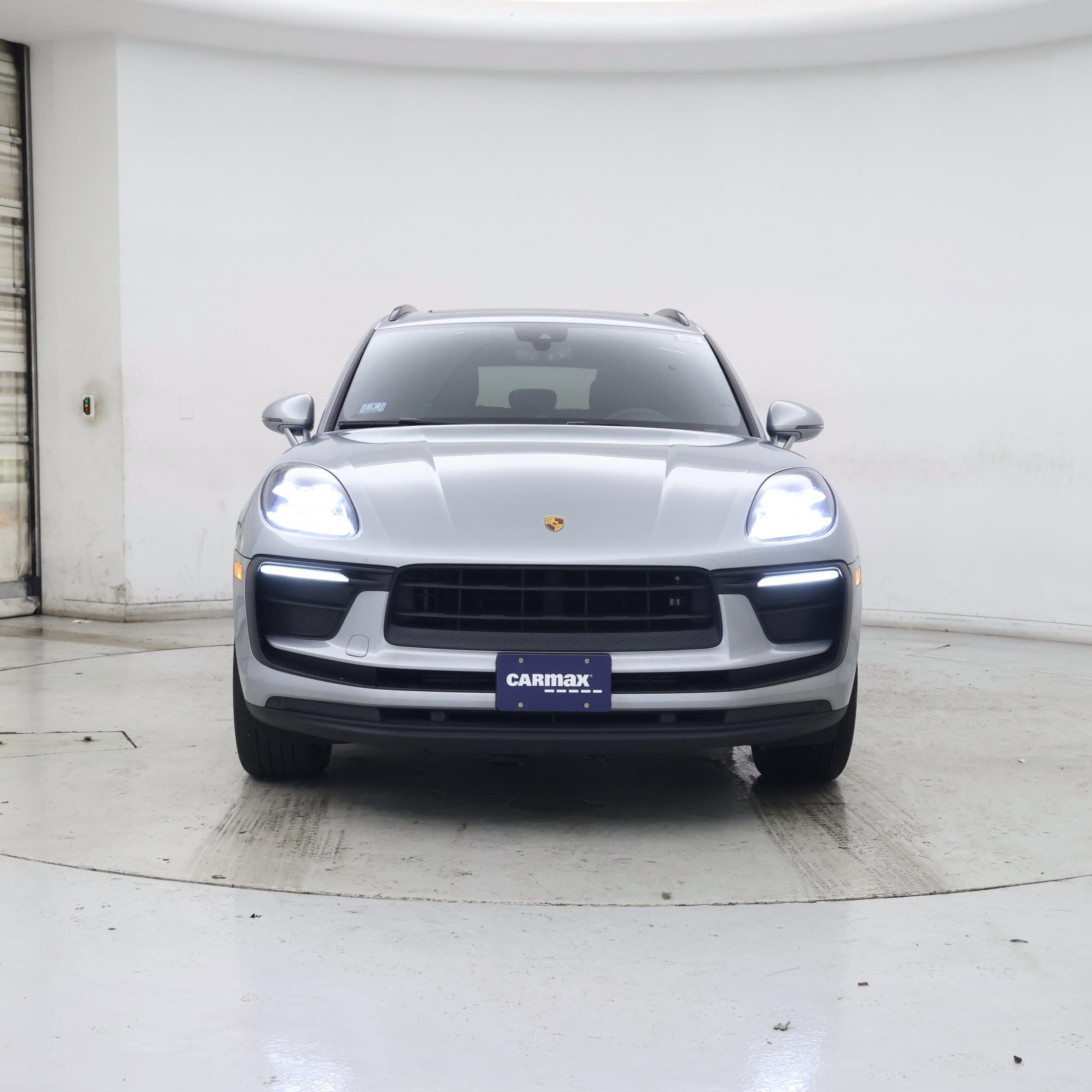 Thumbnail: 2022 Porsche Macan - 5