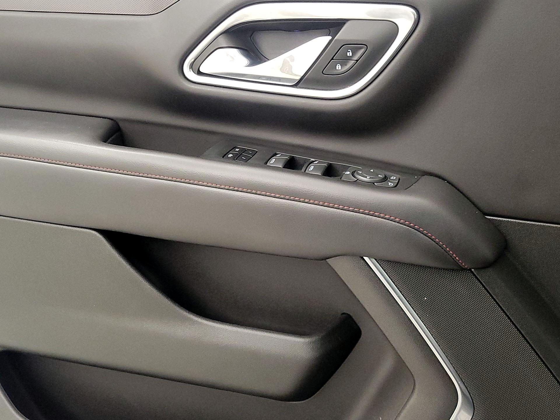 Thumbnail: 2021 Chevrolet Tahoe - 12