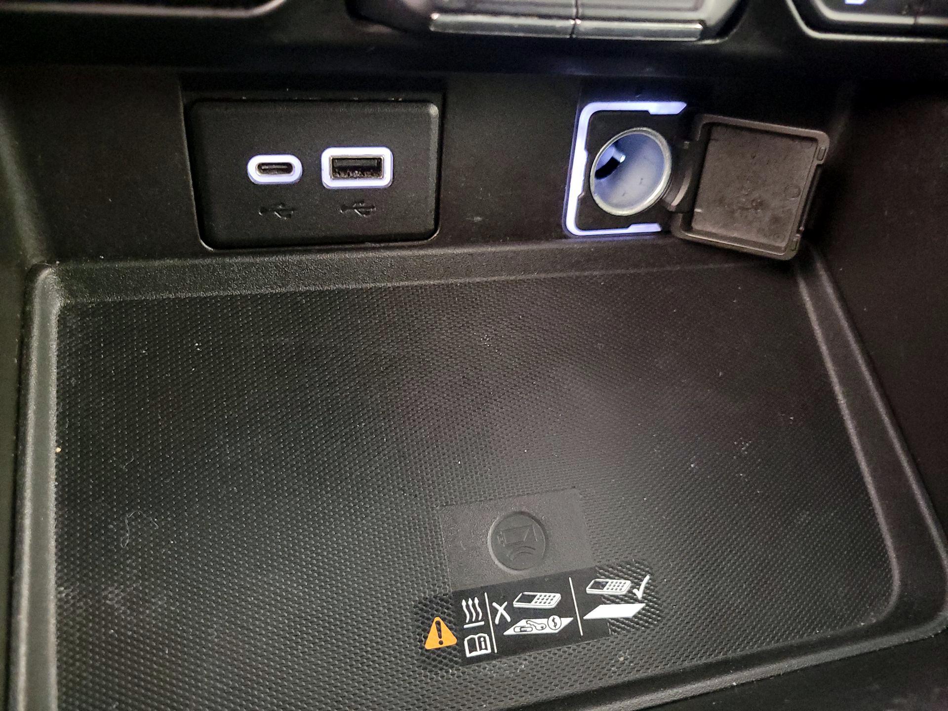 Thumbnail: 2021 Chevrolet Tahoe - 18