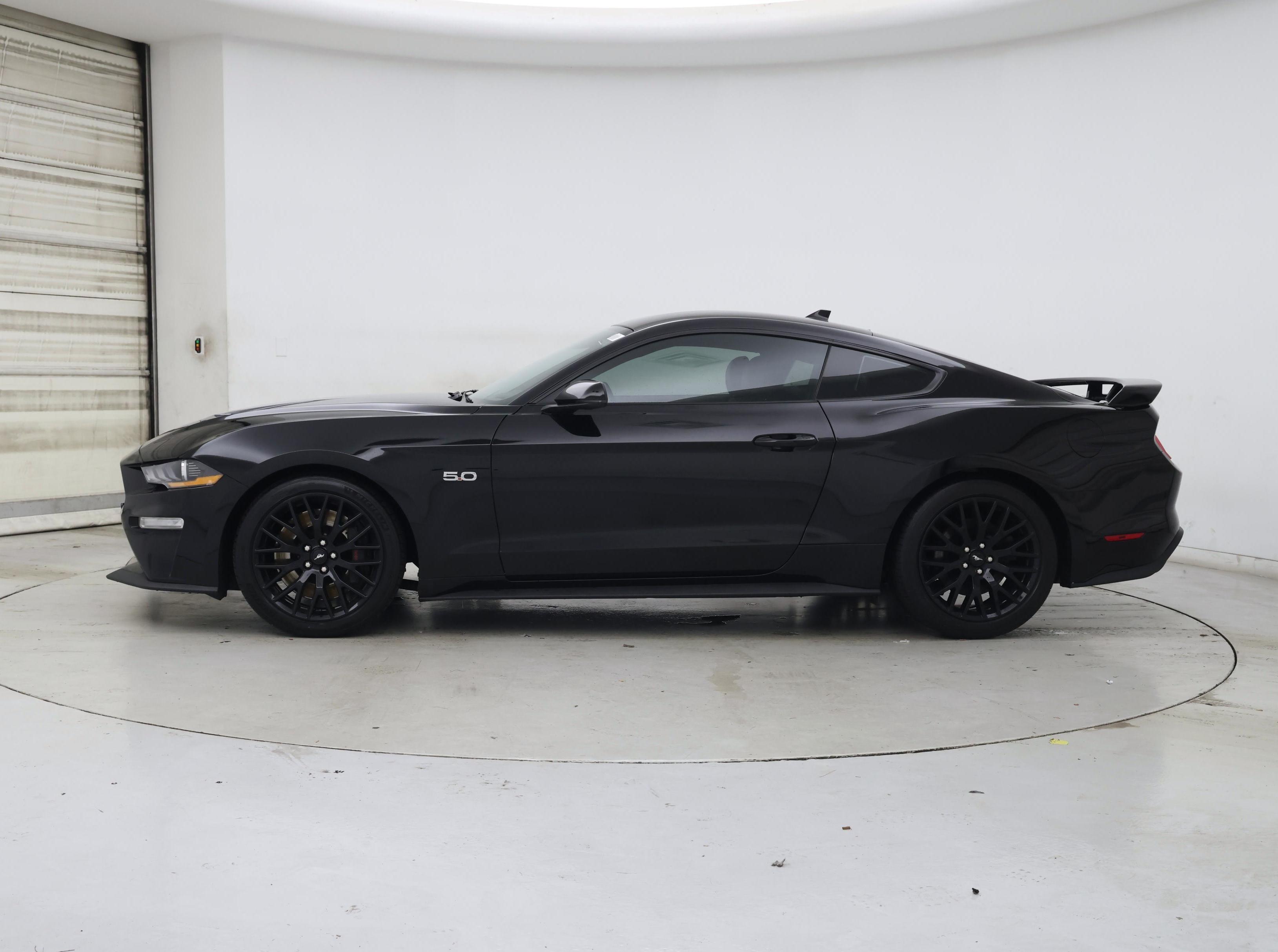 Thumbnail: 2020 Ford Mustang - 3