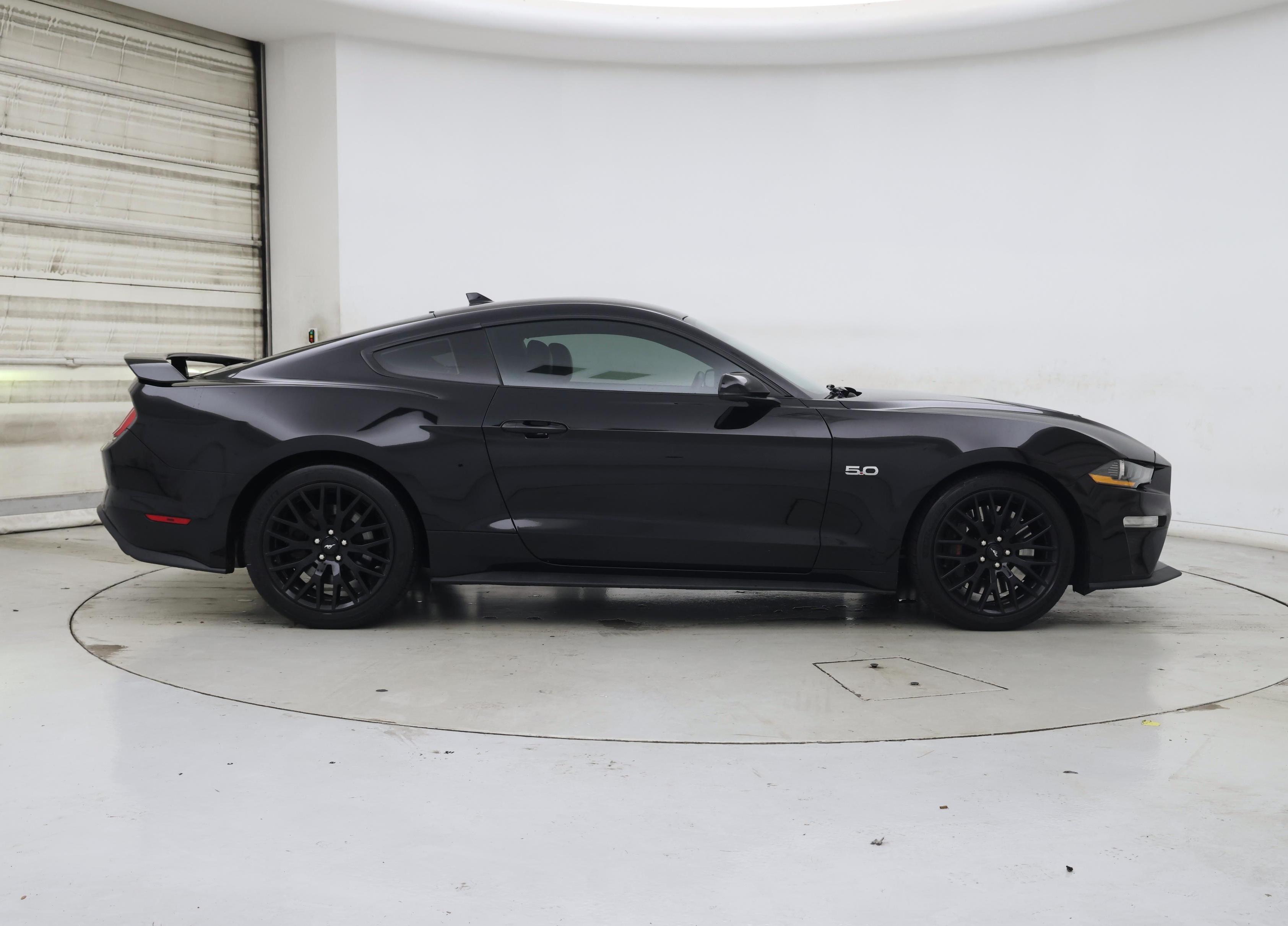 Thumbnail: 2020 Ford Mustang - 7