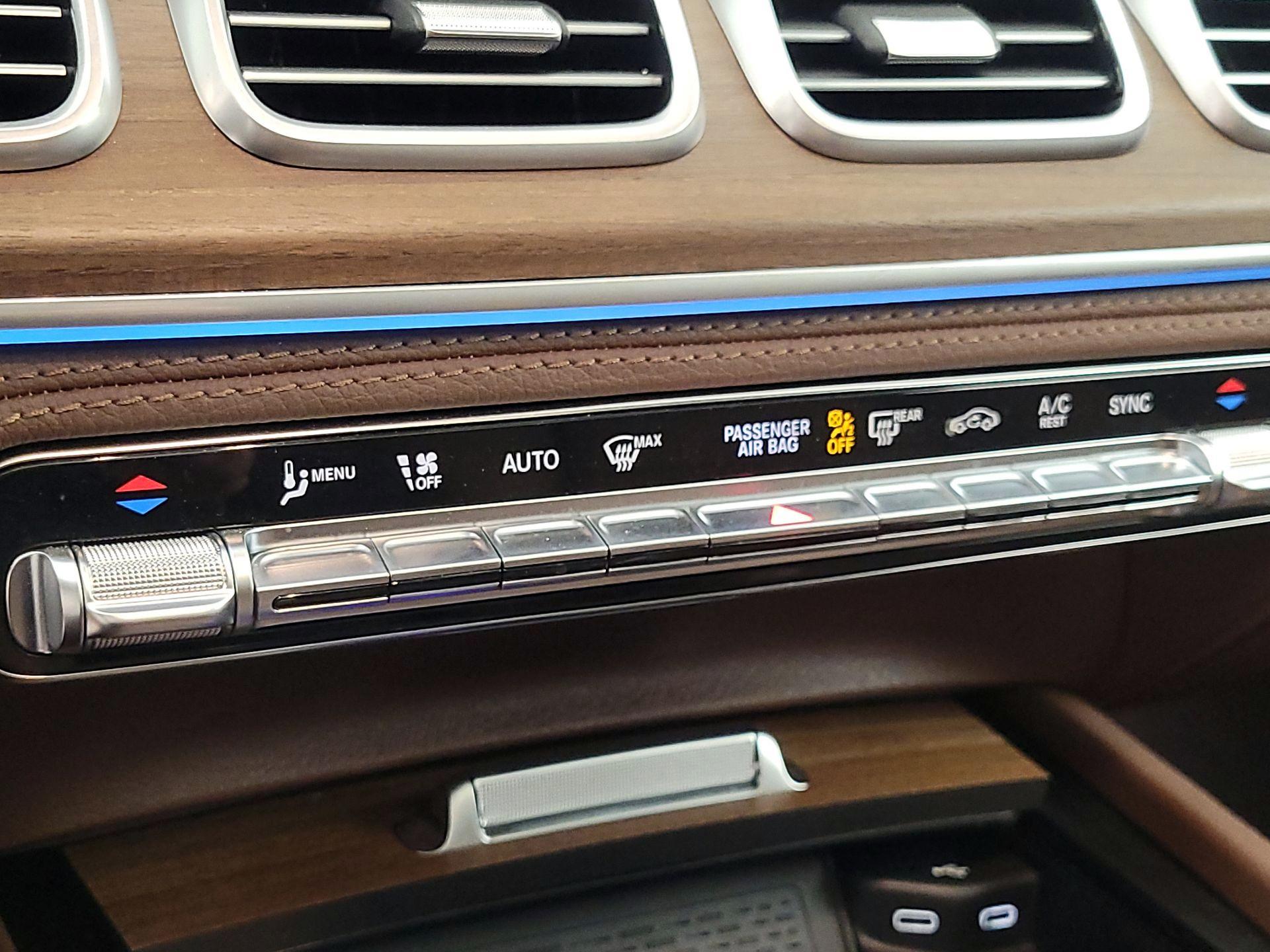 Thumbnail: 2024 Mercedes-Benz GLE - 16