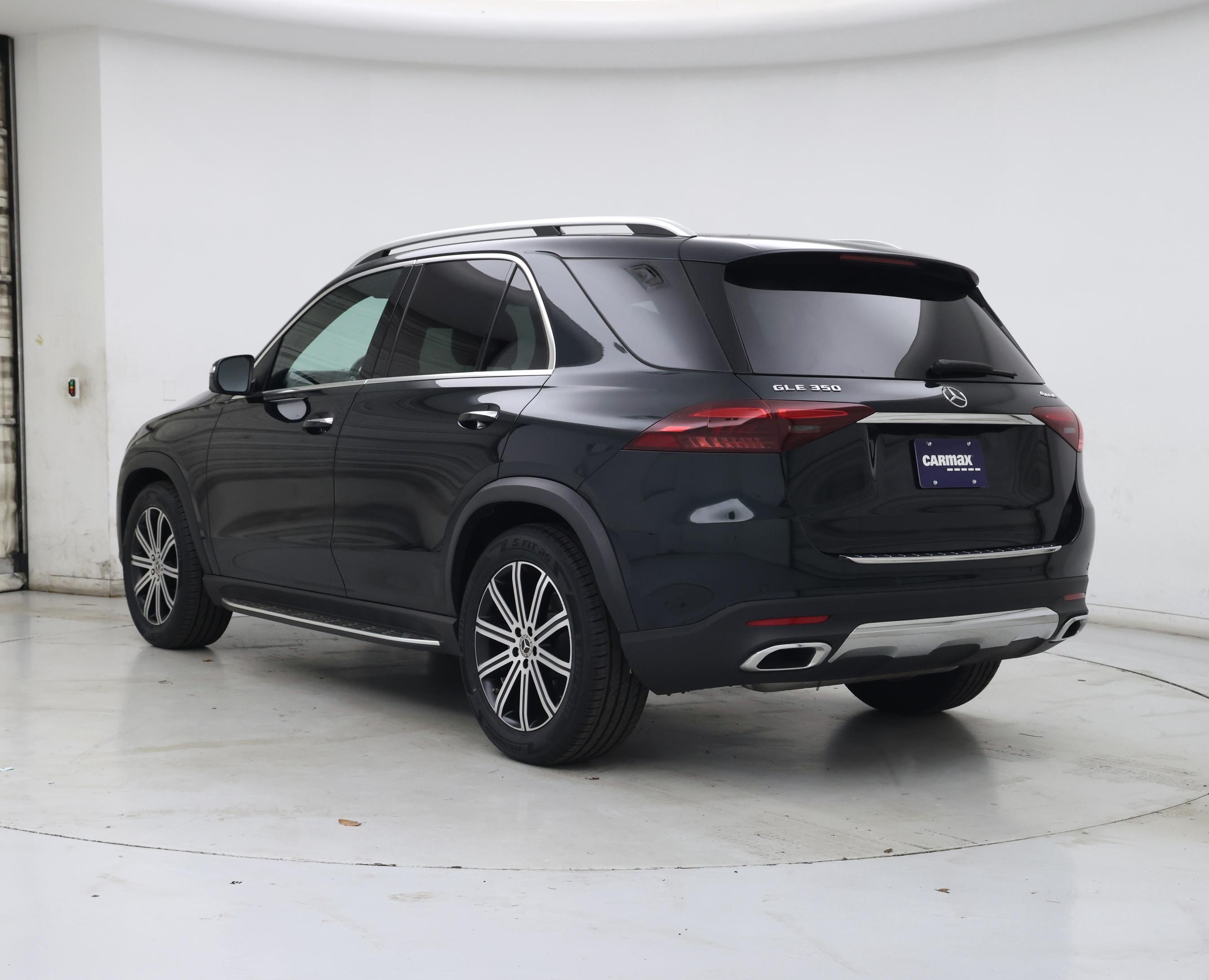 Thumbnail: 2024 Mercedes-Benz GLE - 2