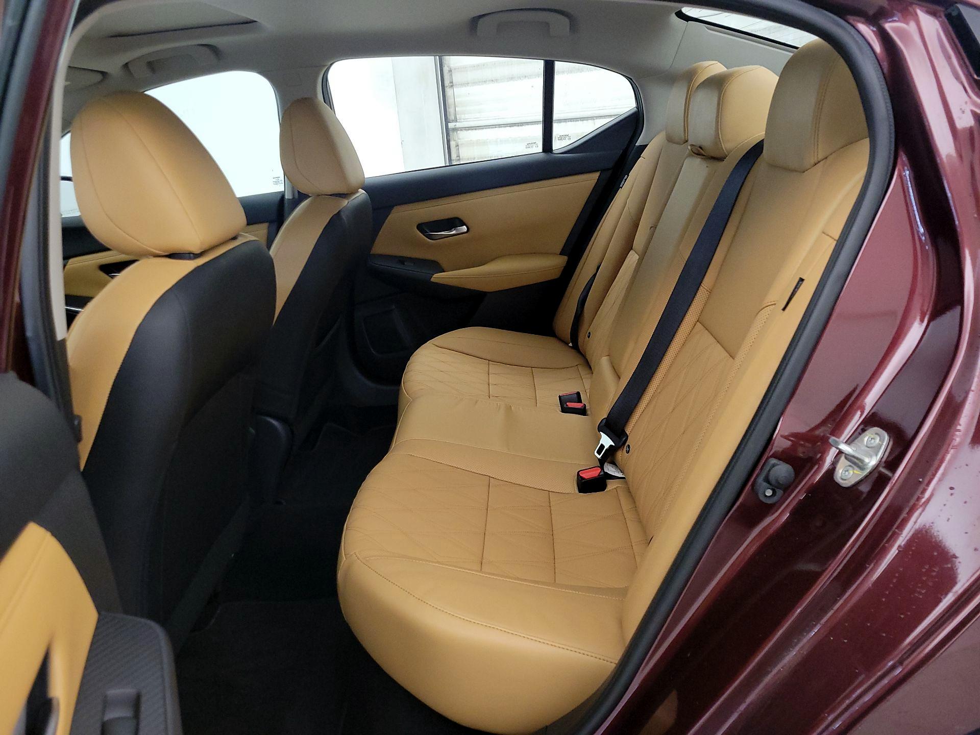 Thumbnail: 2020 Nissan Sentra - 20