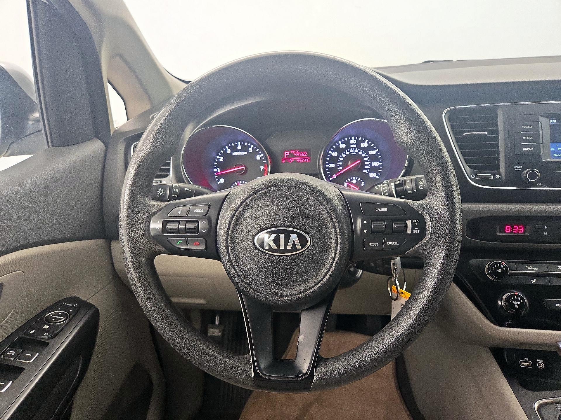 Thumbnail: 2018 Kia Sedona - 10