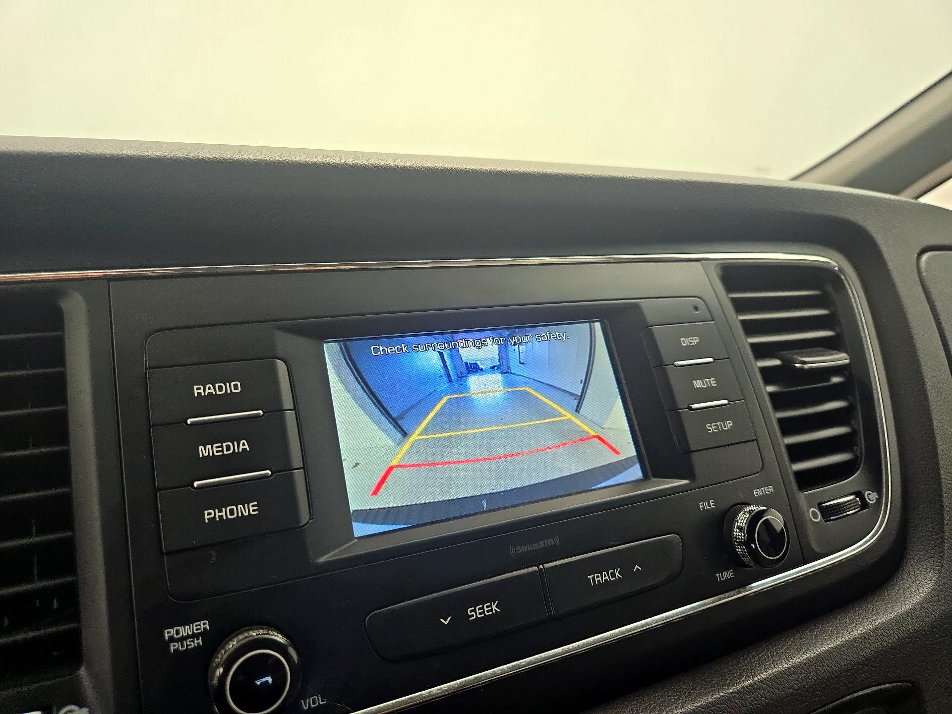 Thumbnail: 2018 Kia Sedona - 14