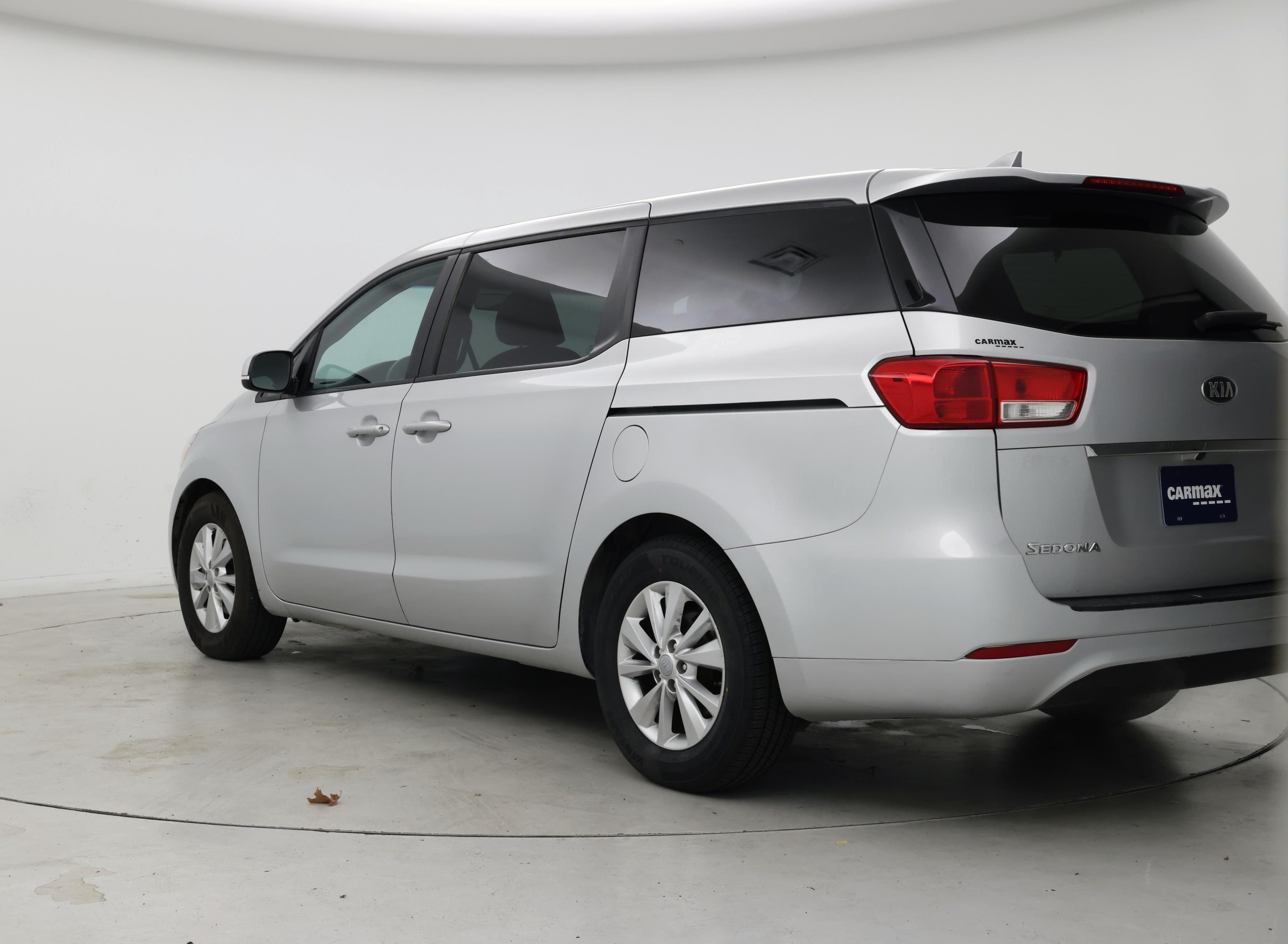 Thumbnail: 2018 Kia Sedona - 2