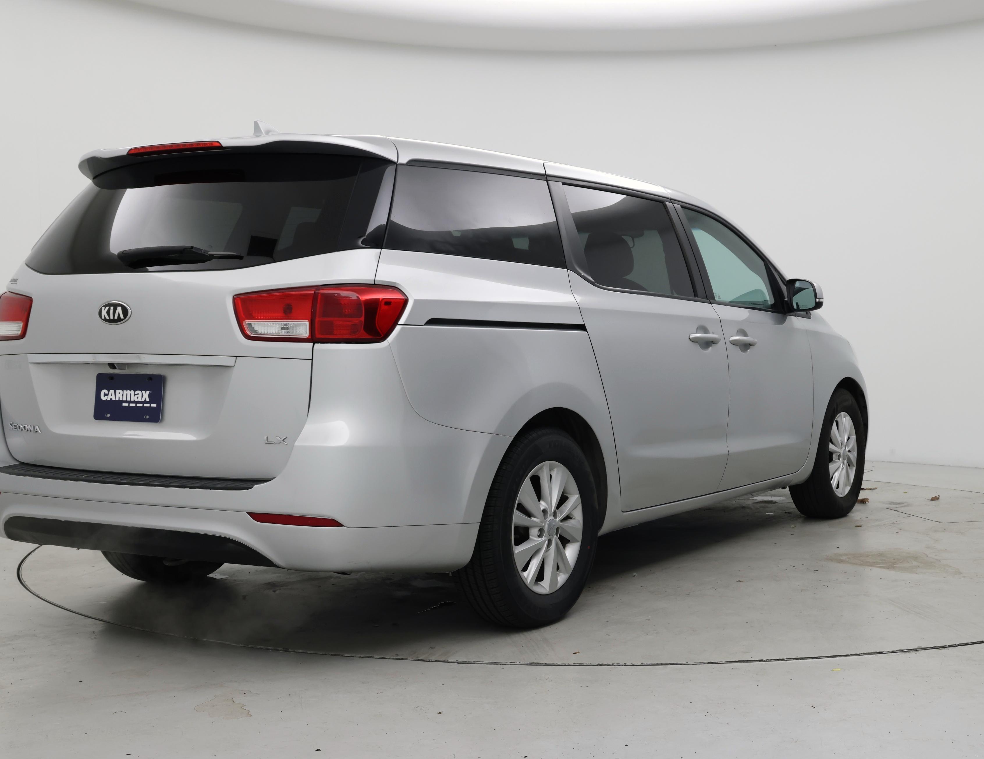 Thumbnail: 2018 Kia Sedona - 8