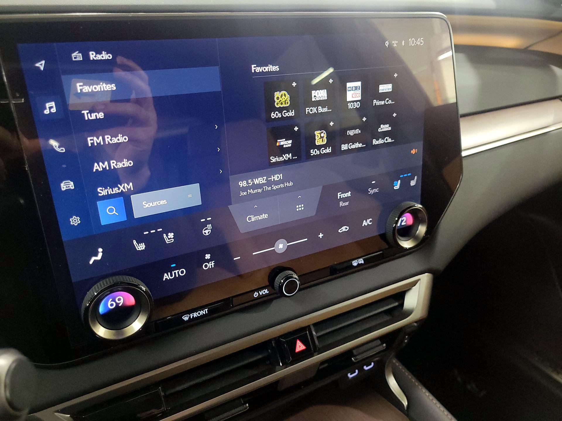 Thumbnail: 2024 Lexus RX - 15