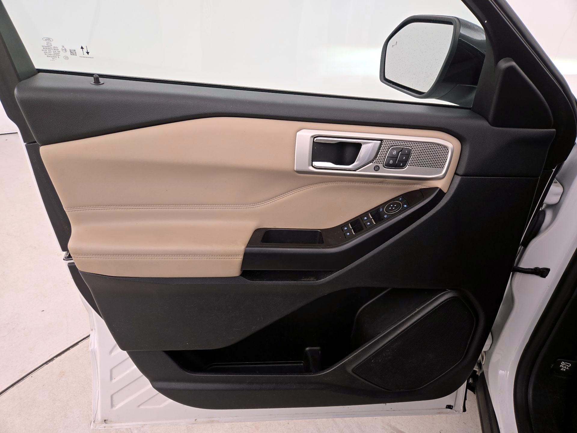 Thumbnail: 2020 Ford Explorer - 12