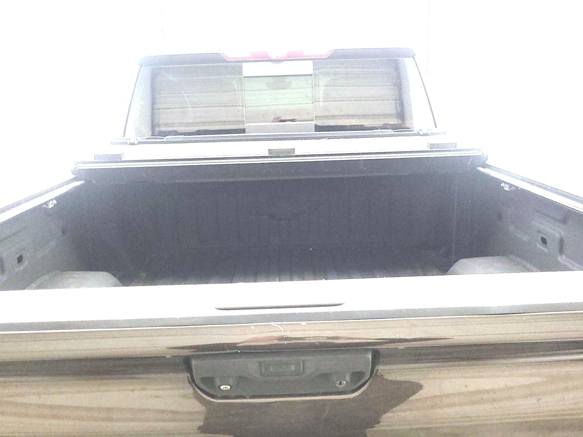 Thumbnail: 2020 Chevrolet Silverado 3500 - 6