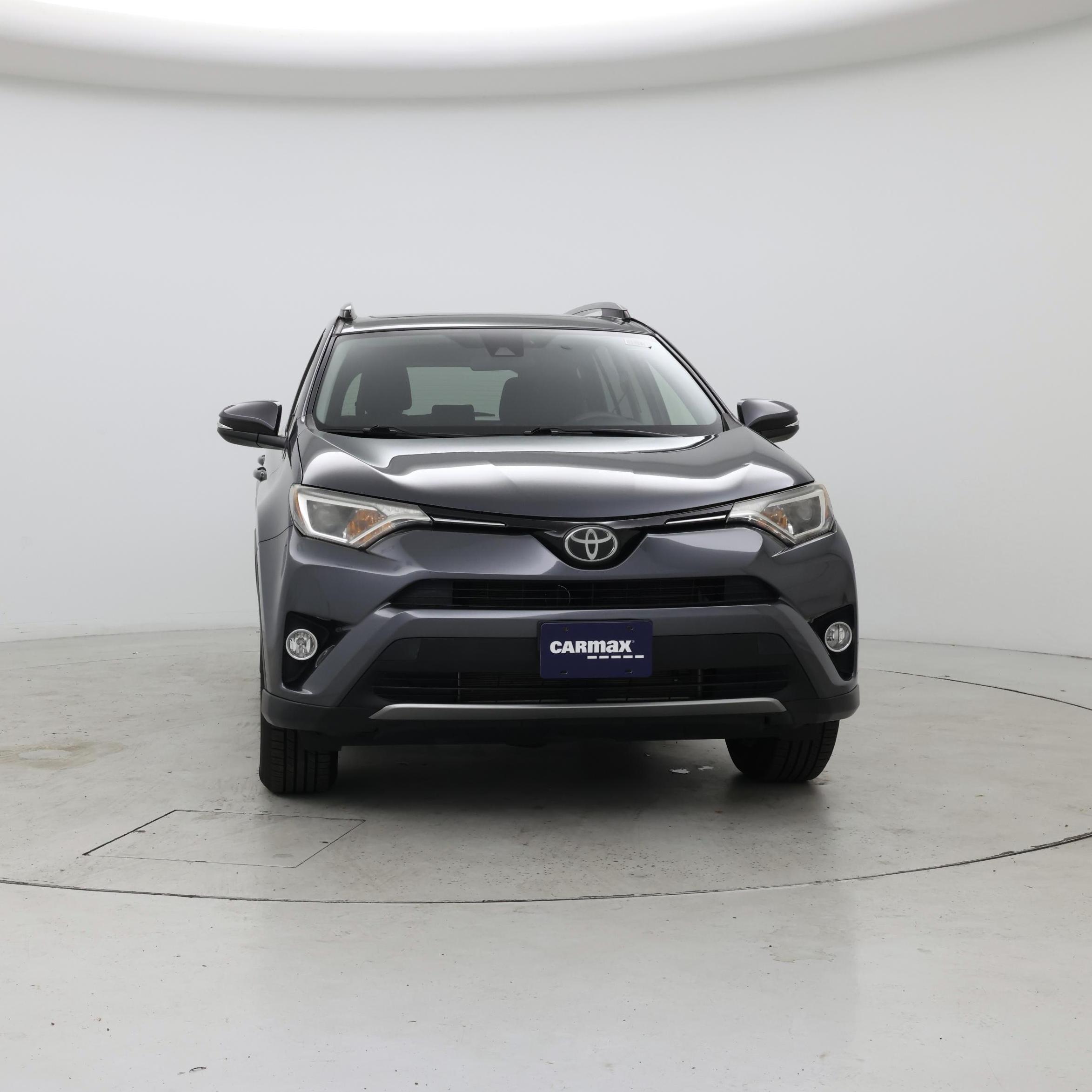 Thumbnail: 2017 Toyota RAV4 - 5