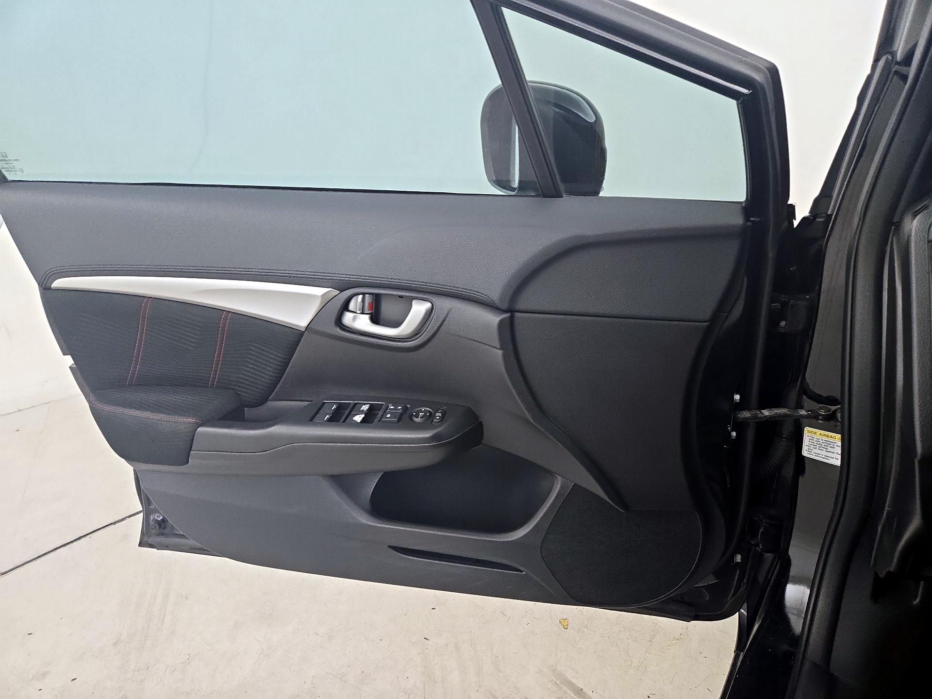 Thumbnail: 2015 Honda Civic - 12