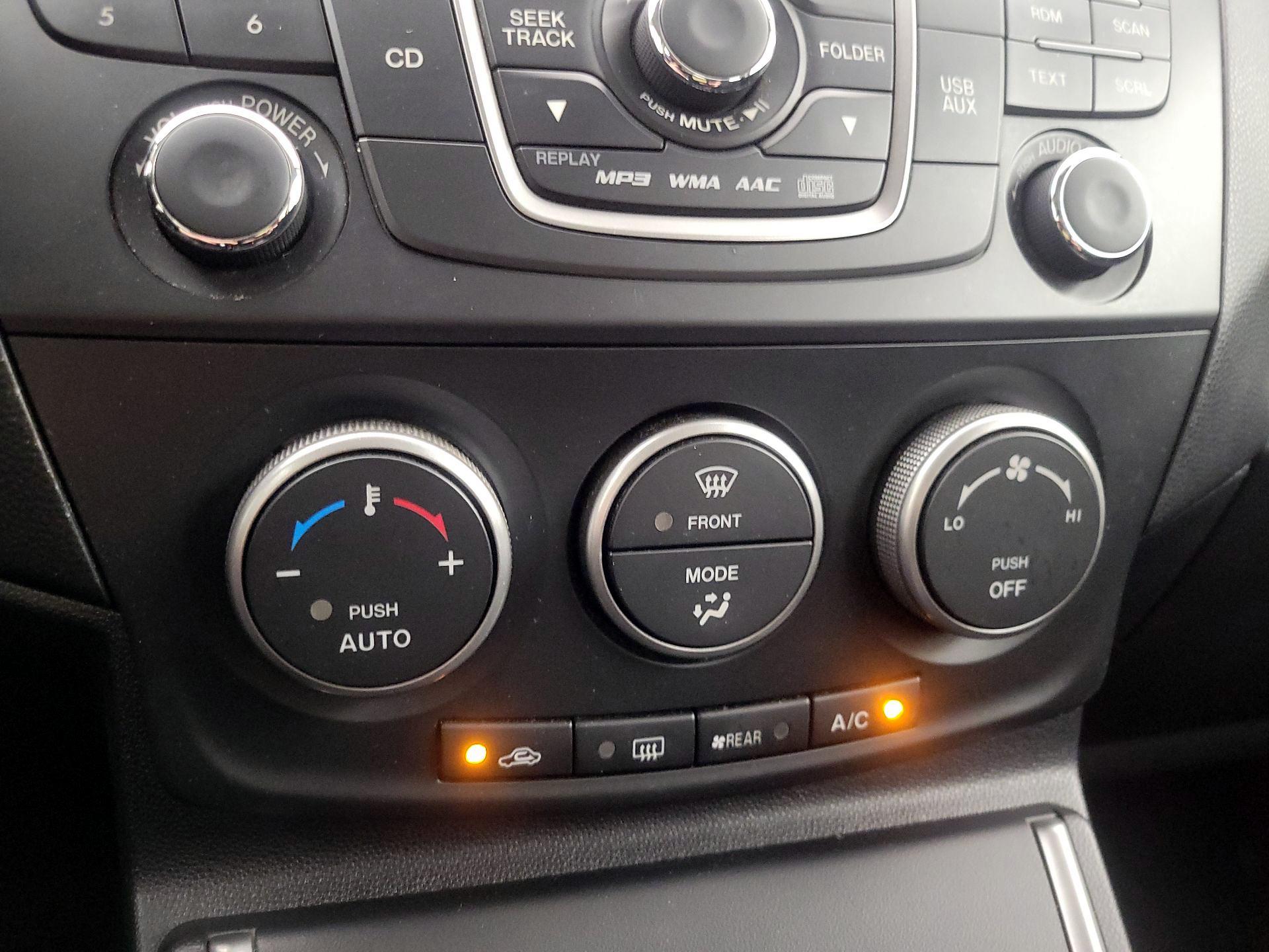 Thumbnail: 2015 Mazda Mazda5 - 15