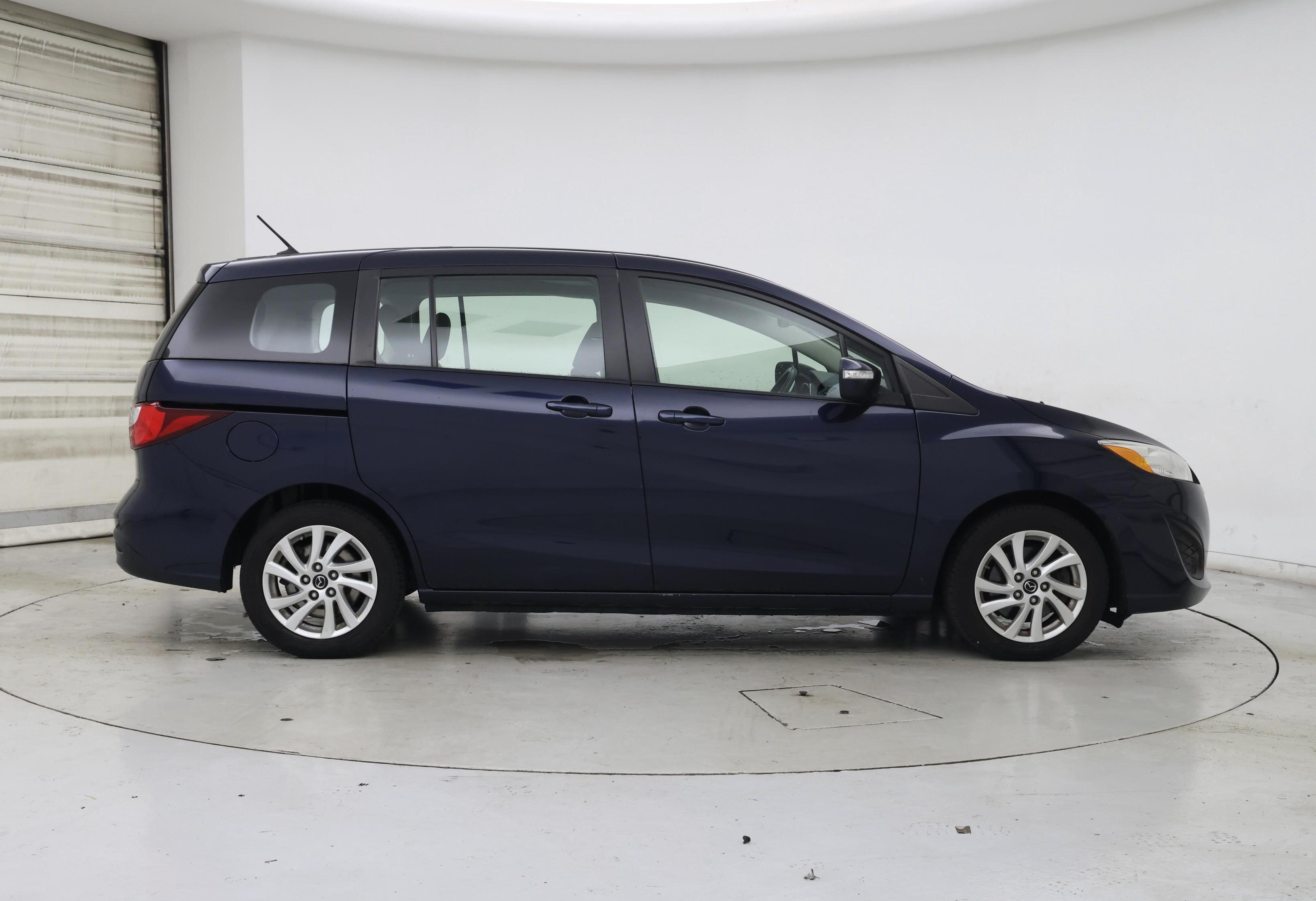Thumbnail: 2015 Mazda Mazda5 - 7
