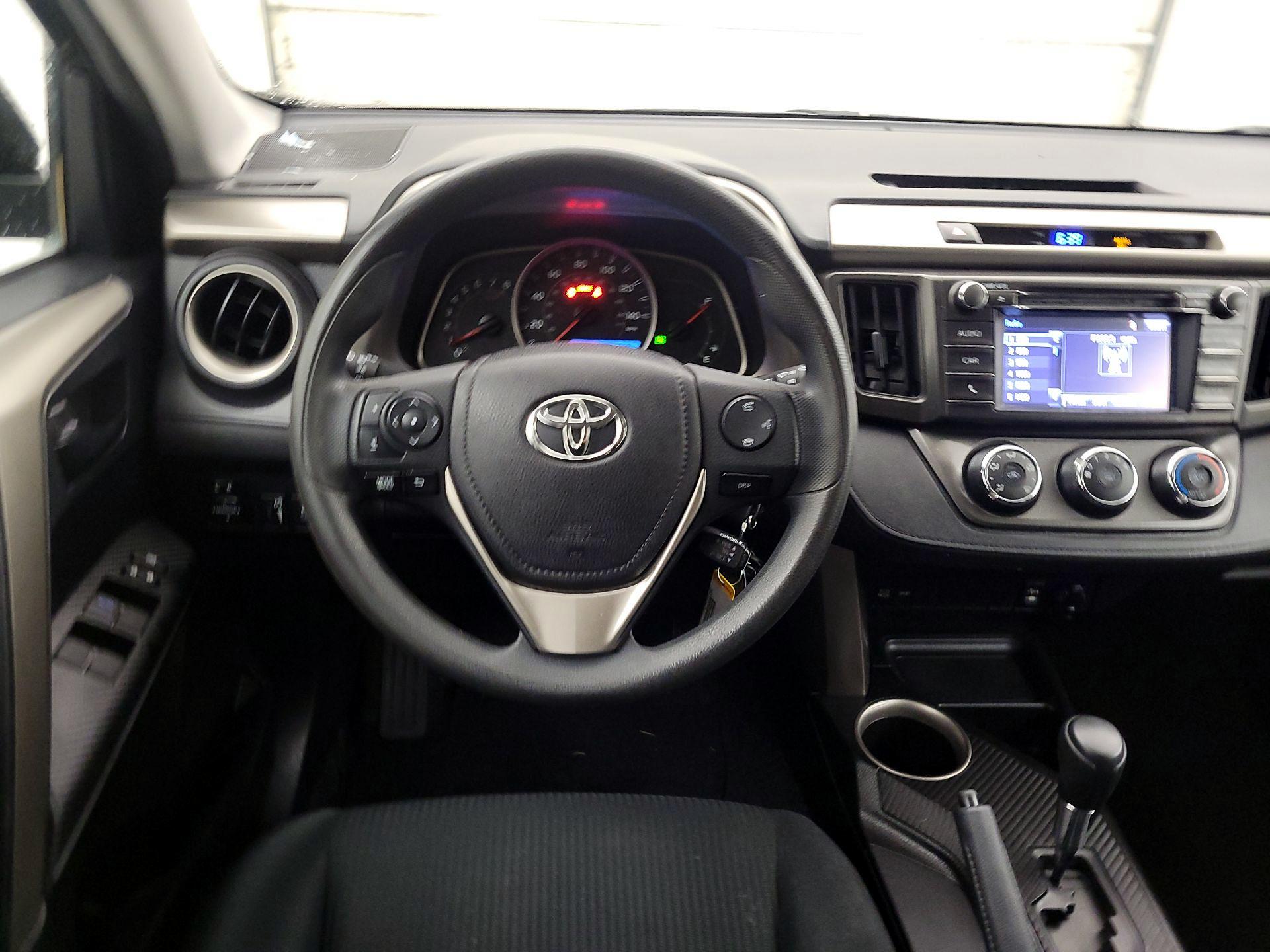Thumbnail: 2014 Toyota RAV4 - 10