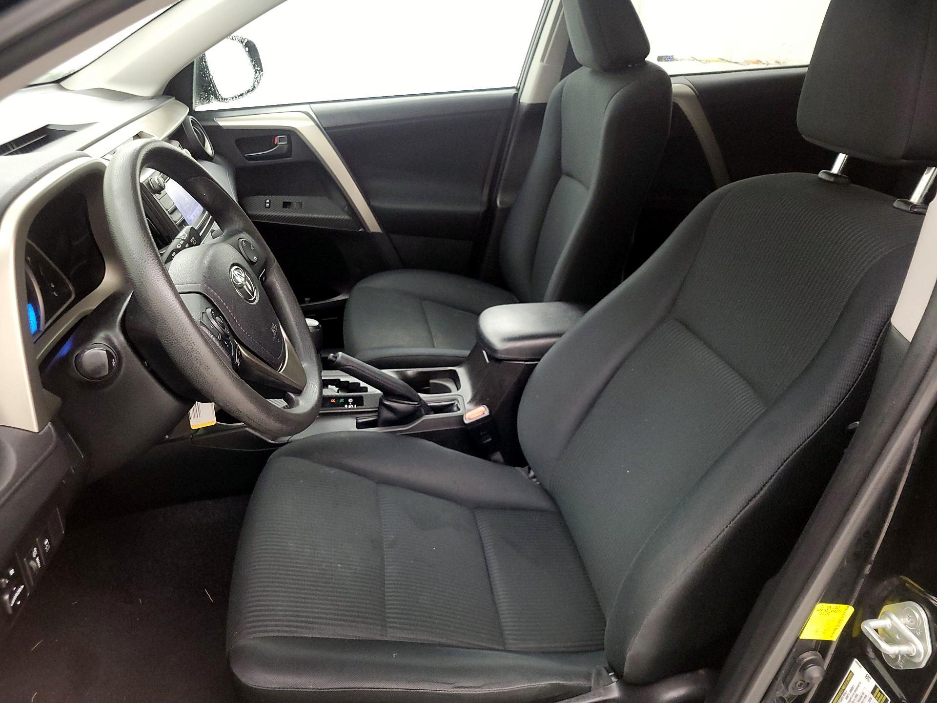 Thumbnail: 2014 Toyota RAV4 - 11