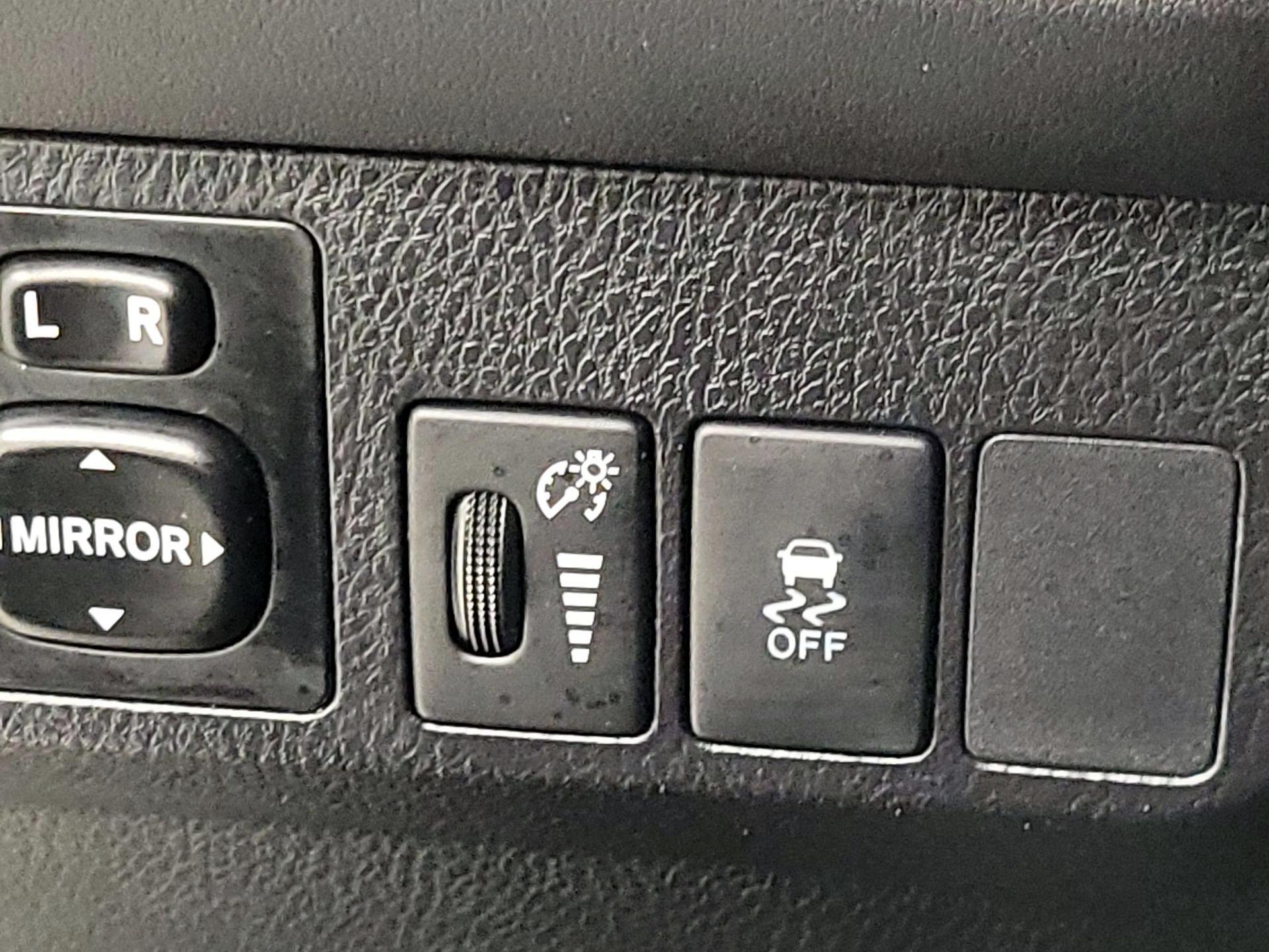 Thumbnail: 2014 Toyota RAV4 - 13