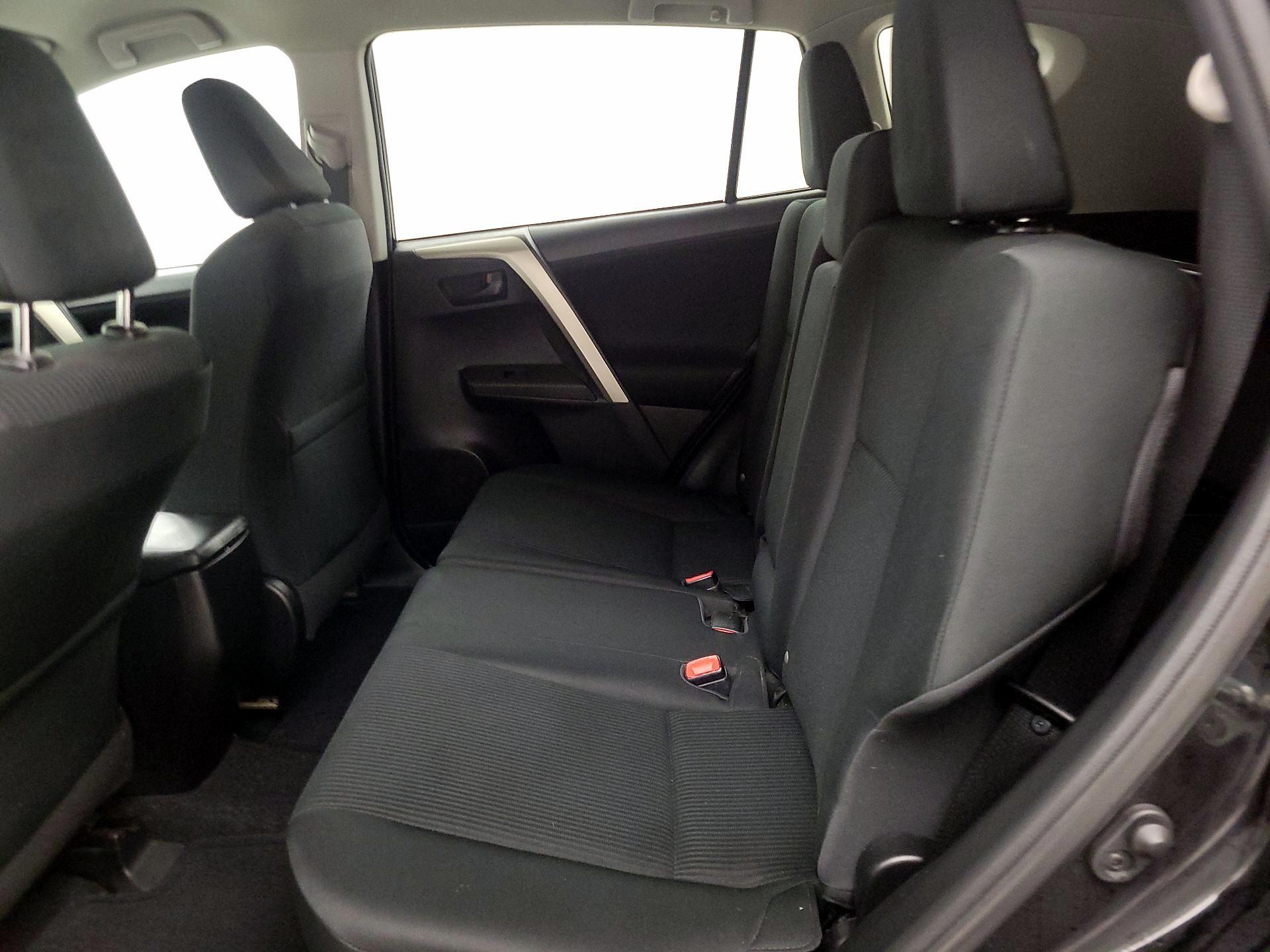 Thumbnail: 2014 Toyota RAV4 - 19