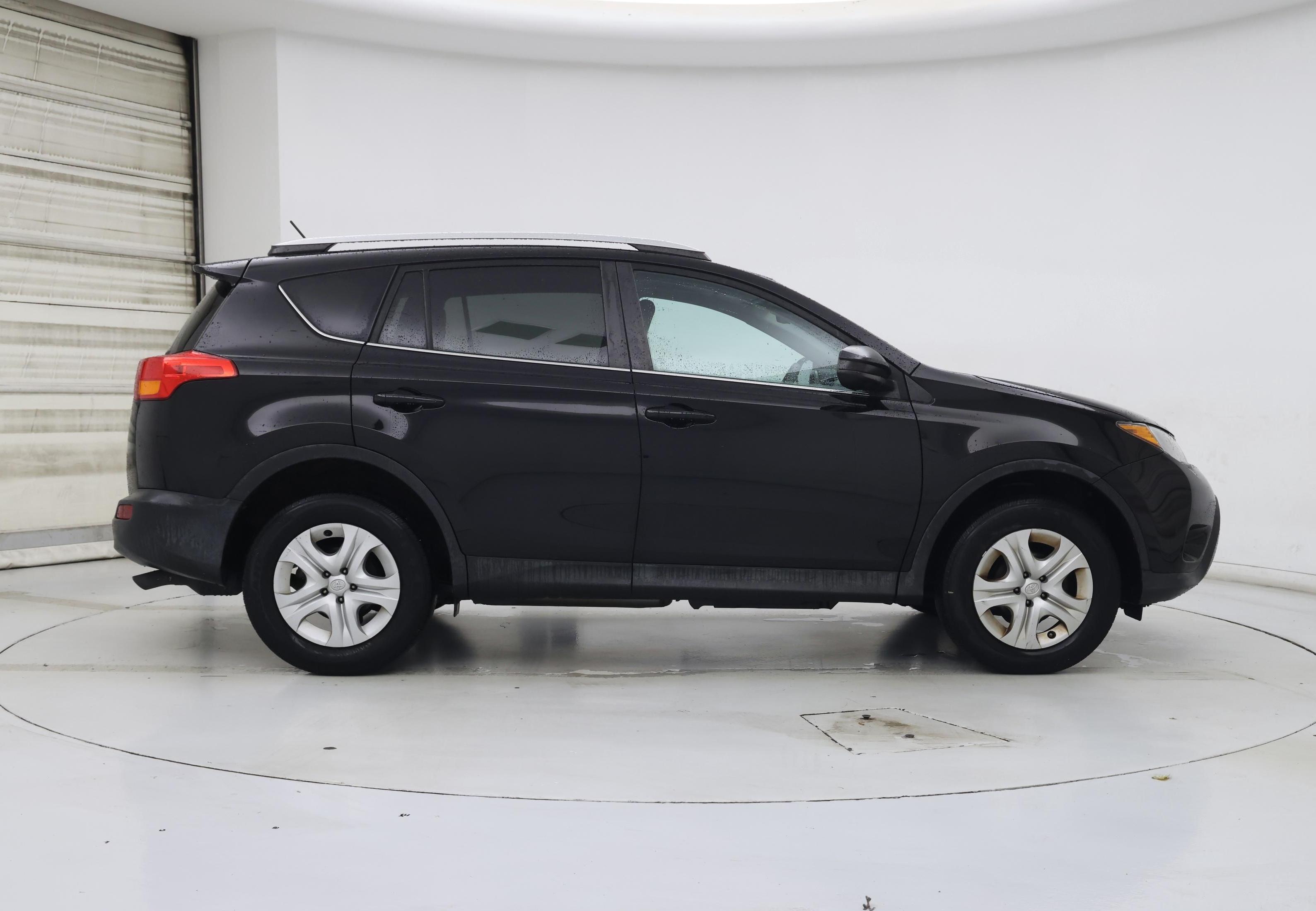Thumbnail: 2014 Toyota RAV4 - 7