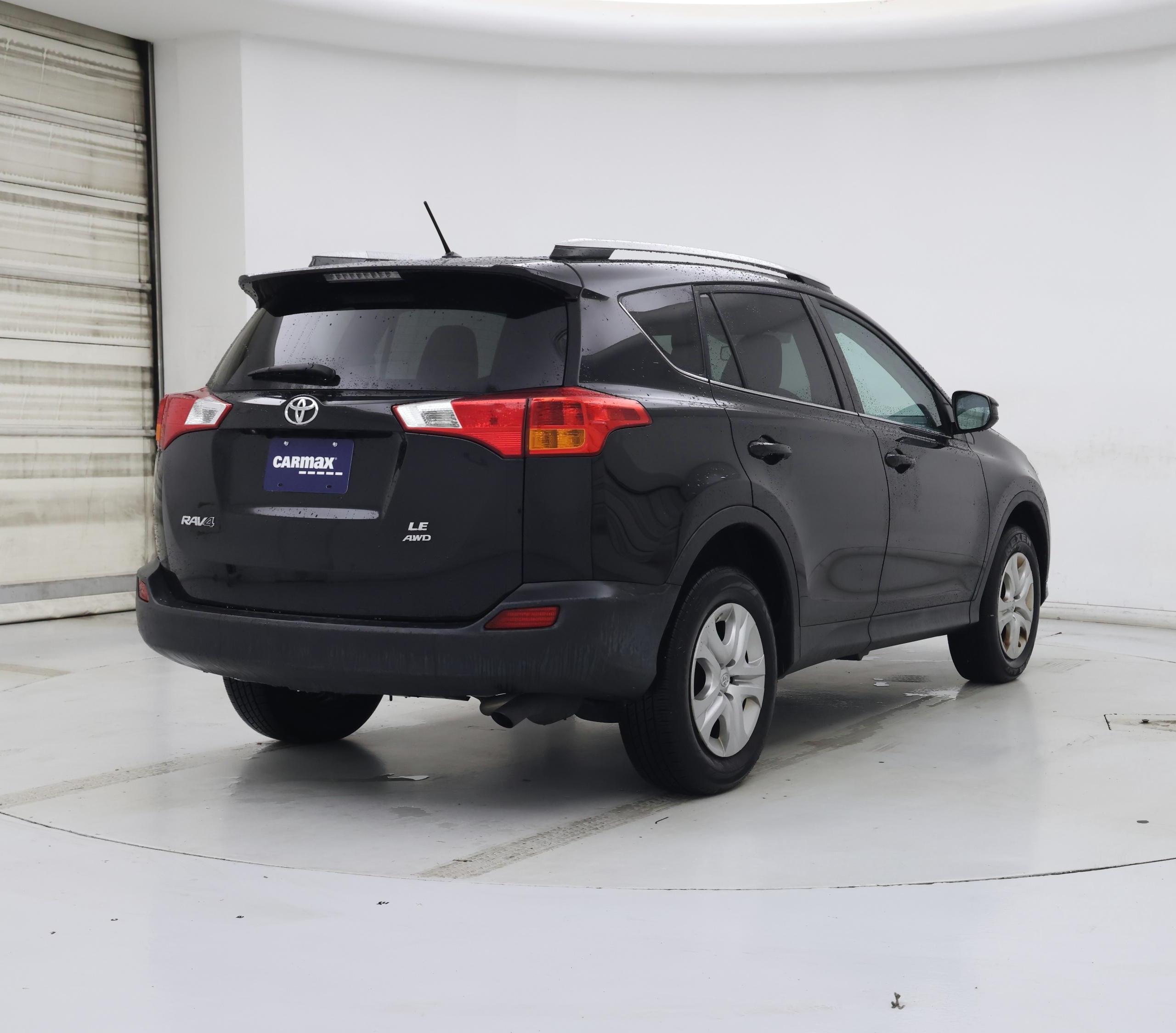 Thumbnail: 2014 Toyota RAV4 - 8