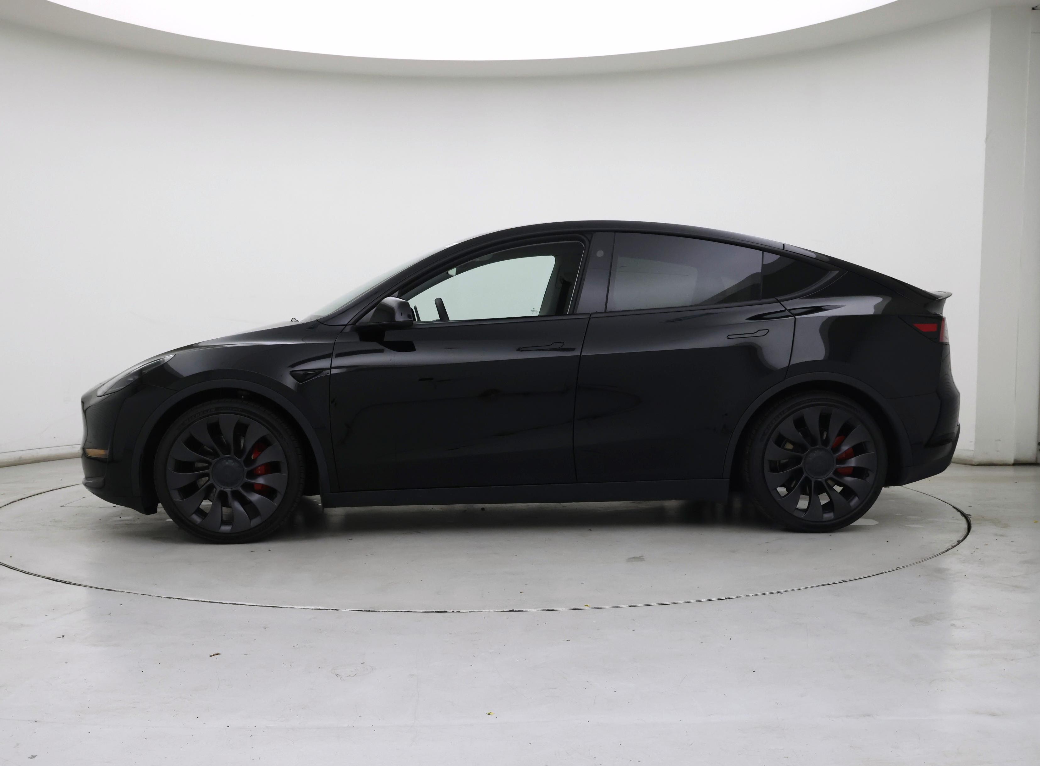Thumbnail: 2023 Tesla Model Y - 3