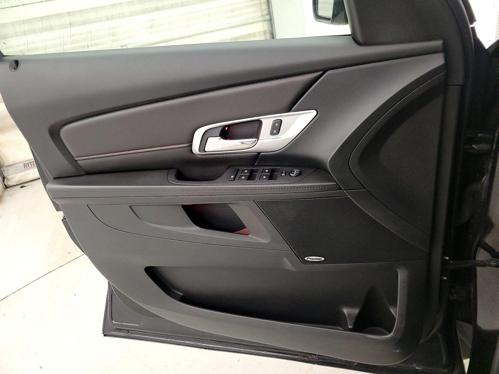 Thumbnail: 2017 GMC Terrain - 12