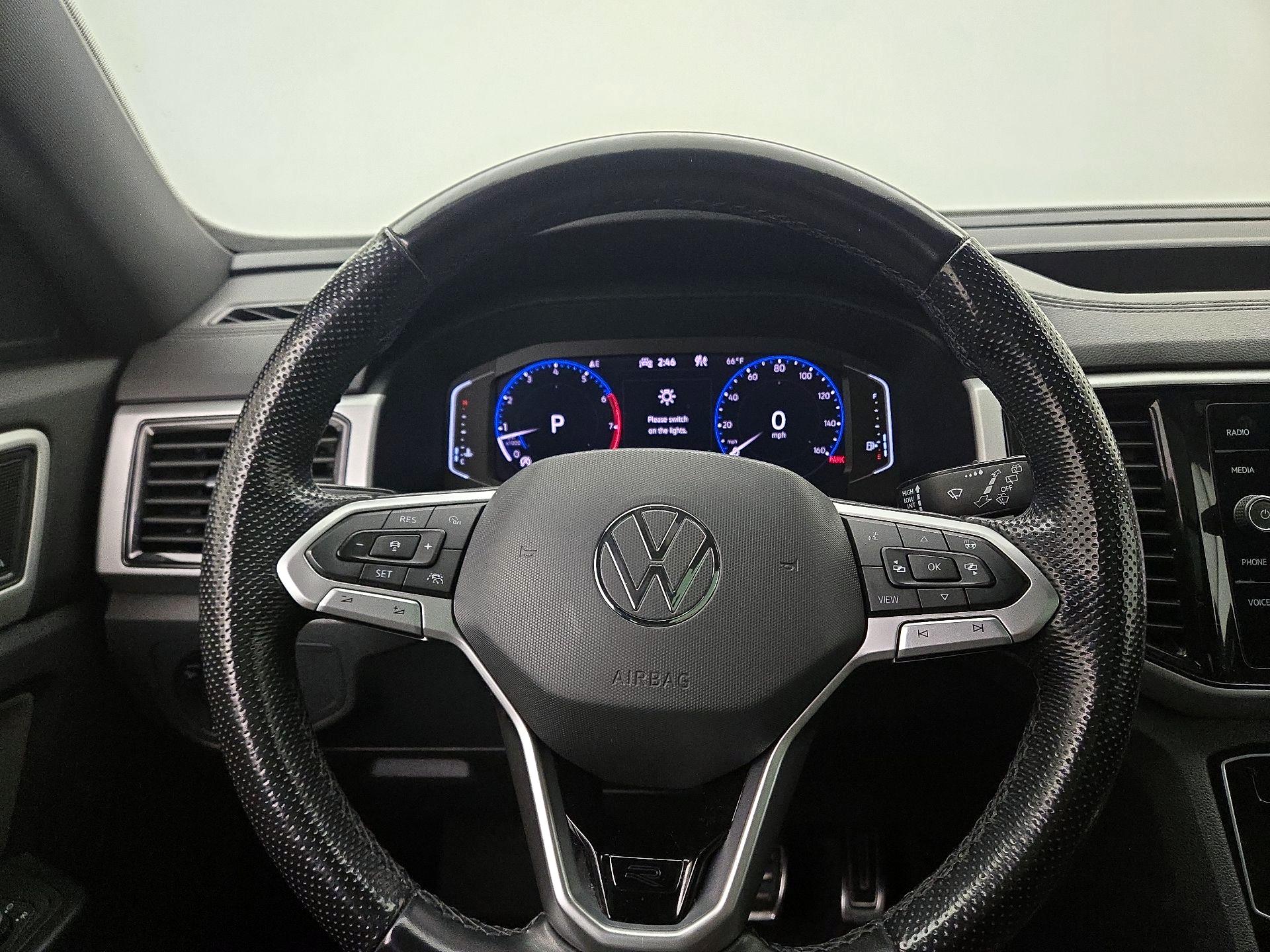 Thumbnail: 2021 Volkswagen Atlas - 10