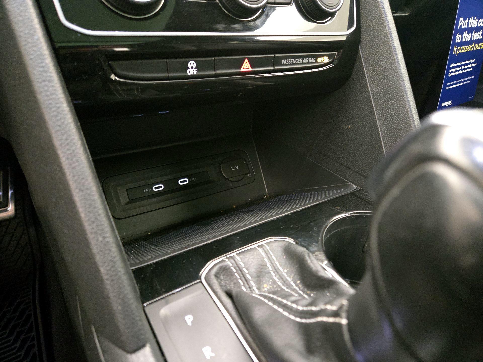 Thumbnail: 2021 Volkswagen Atlas - 19