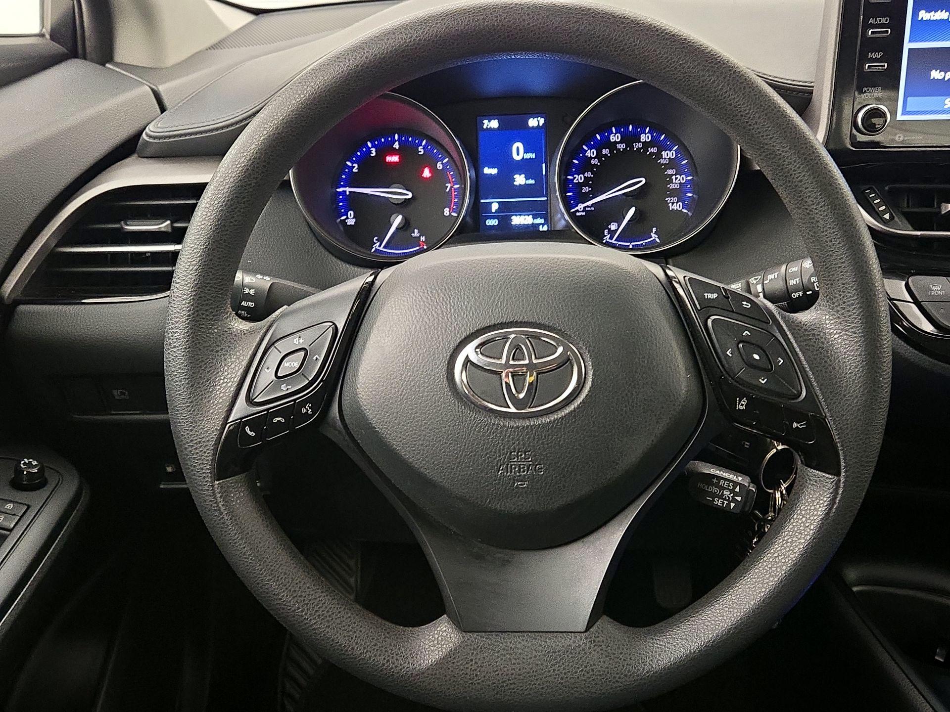 Thumbnail: 2021 Toyota C-HR - 10