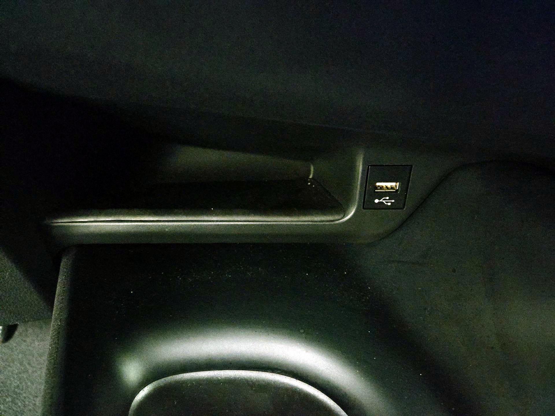 Thumbnail: 2021 Toyota C-HR - 18